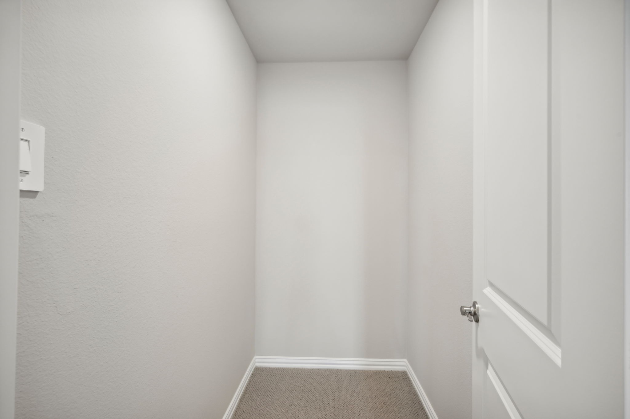 9557 Rattlesnake Trail