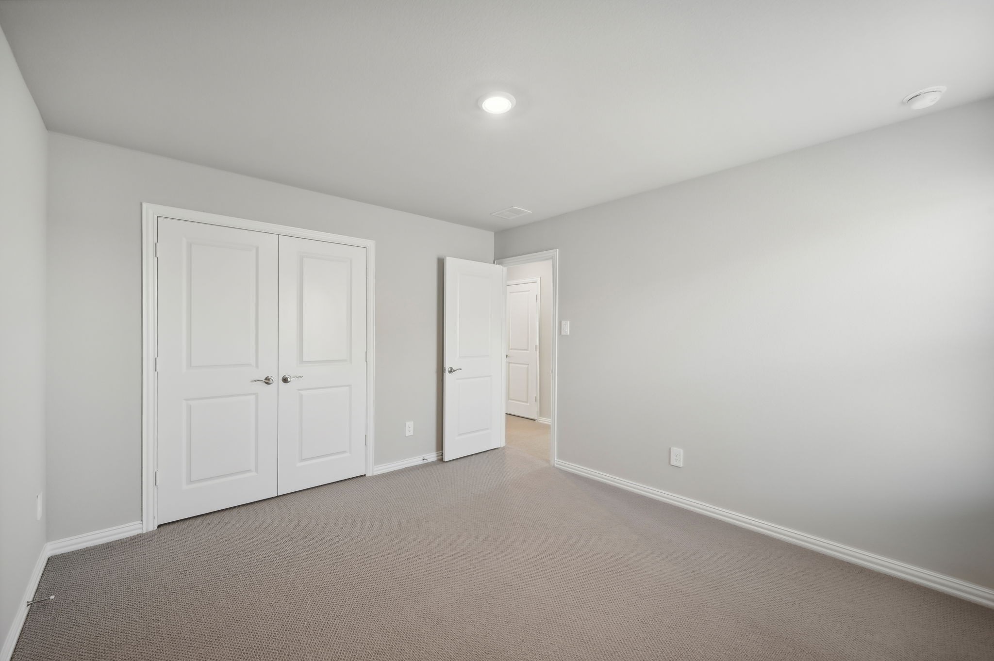 9557 Rattlesnake Trail