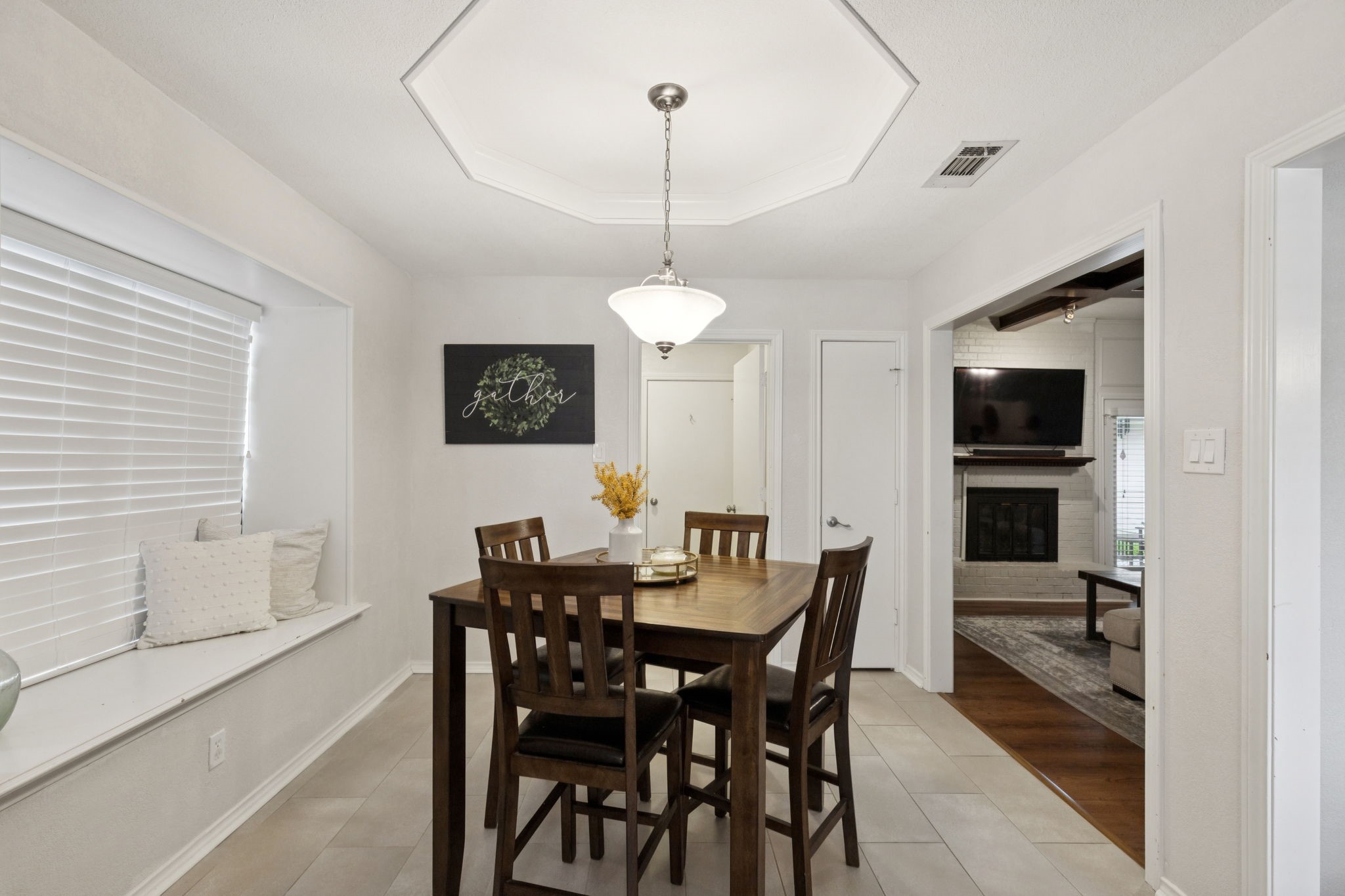 3103 Regency