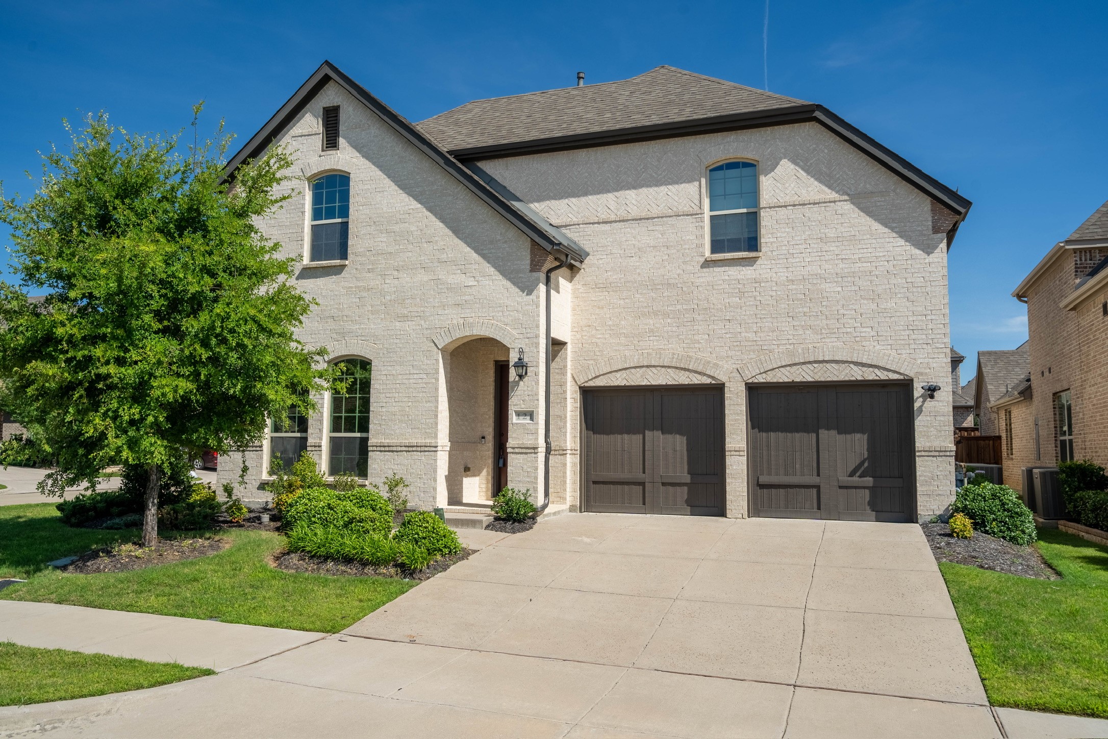 121 Erling Lane