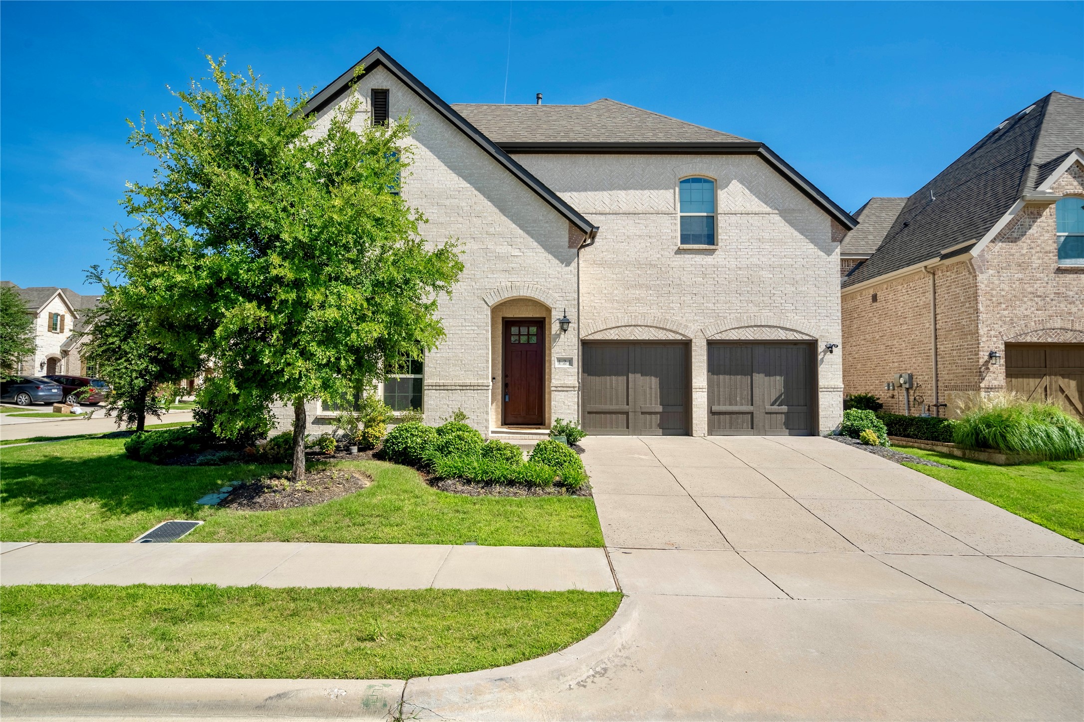 121 Erling Lane