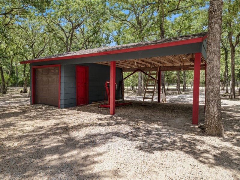 225 Cheyenne Trail