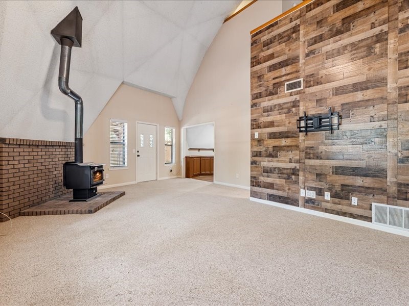 225 Cheyenne Trail