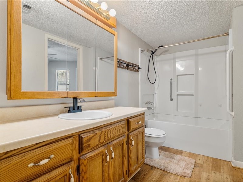 225 Cheyenne Trail