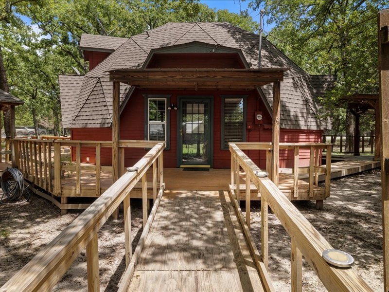 225 Cheyenne Trail