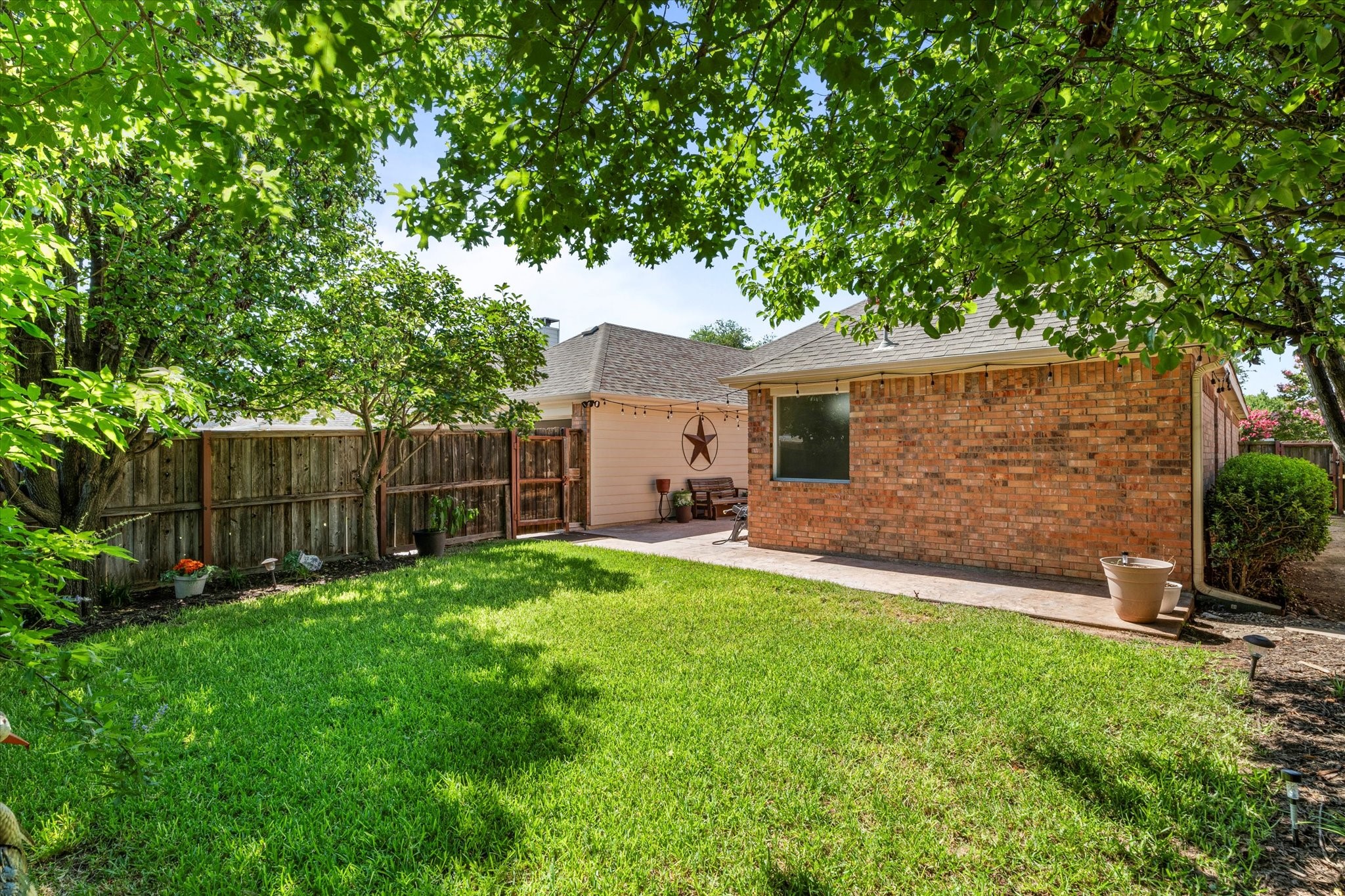 9800 Enmore Lane