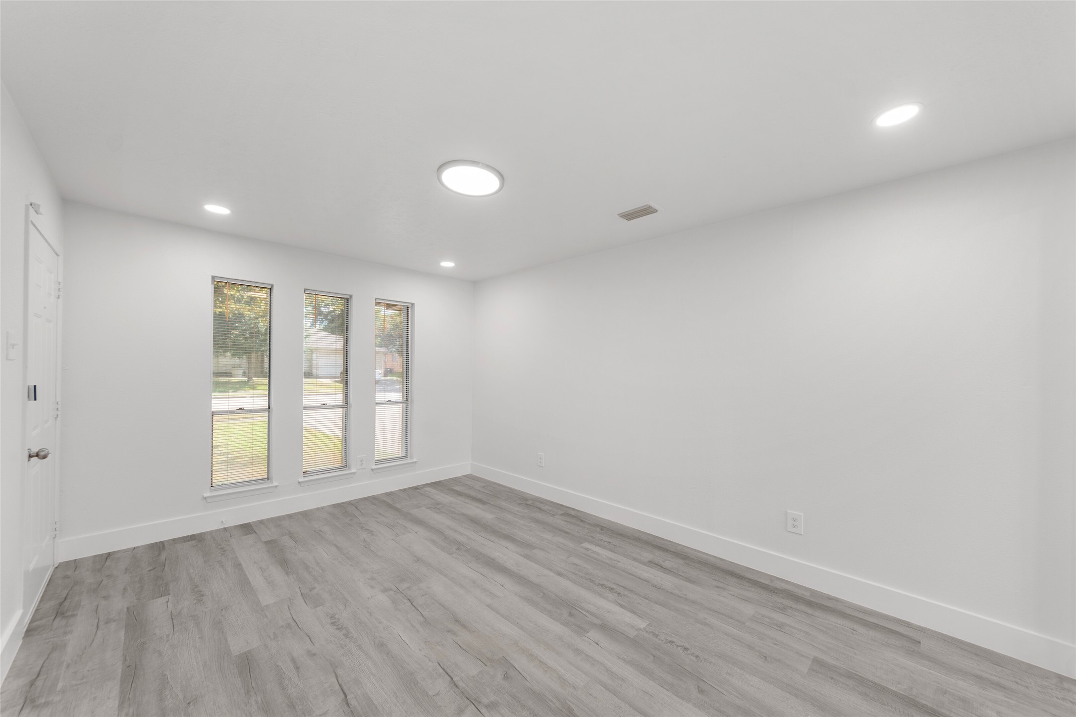 2413 Whippoorwill Drive