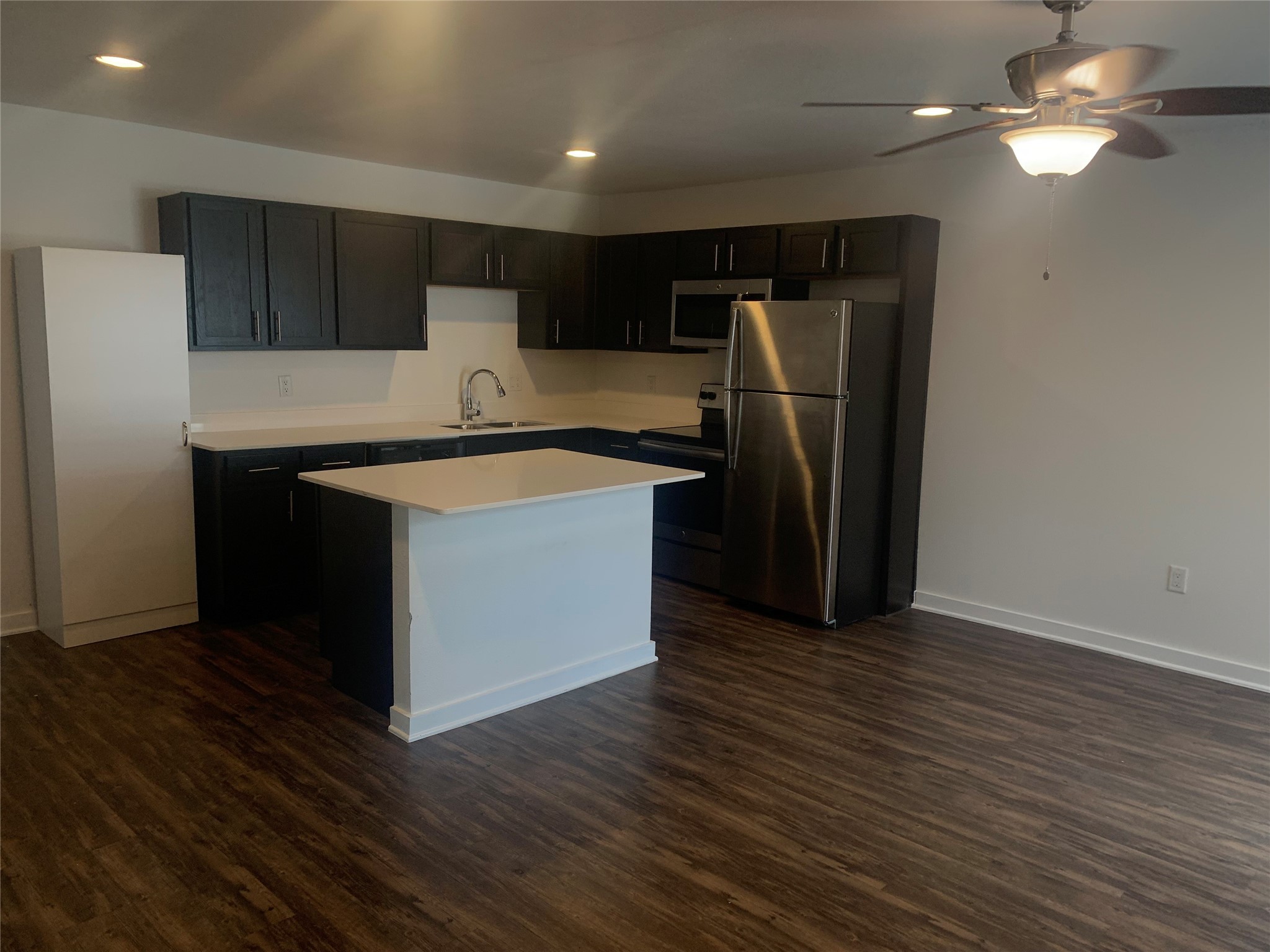 2106 Bennett Avenue 102