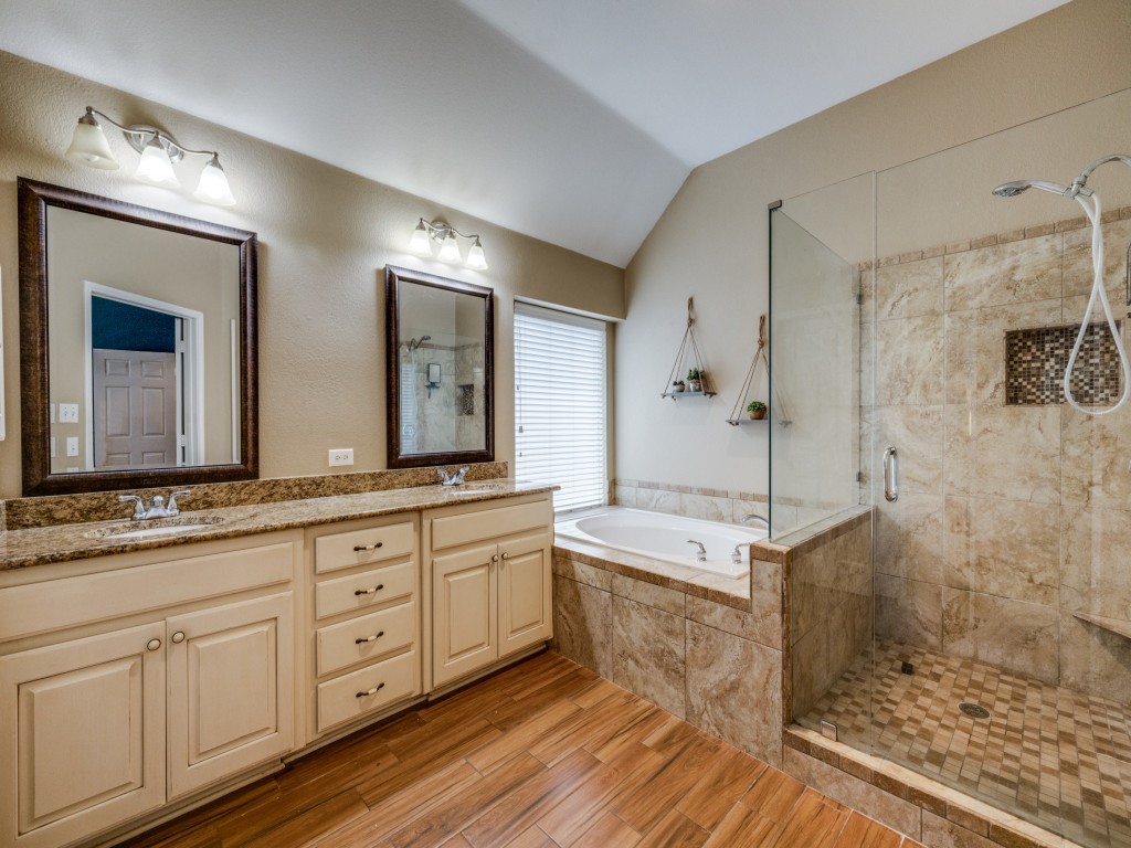 2616 Edgefield Trail