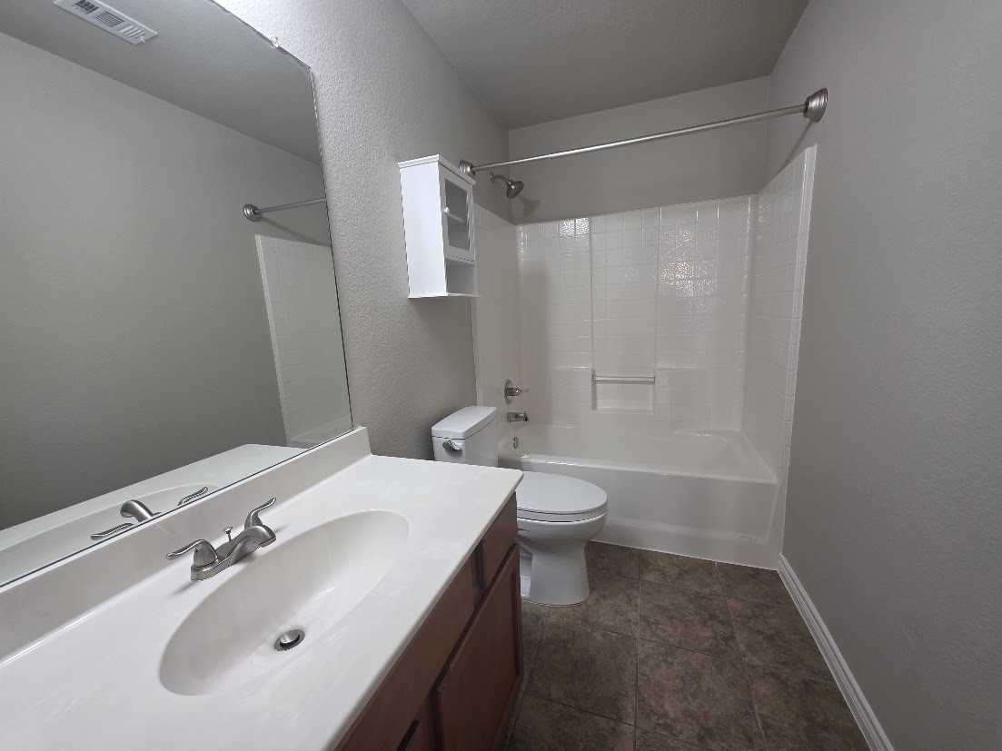 1327 Hill View Trail