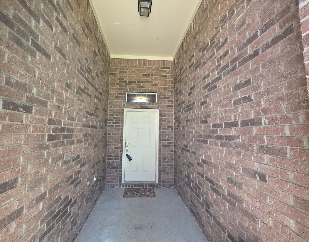 1327 Hill View Trail