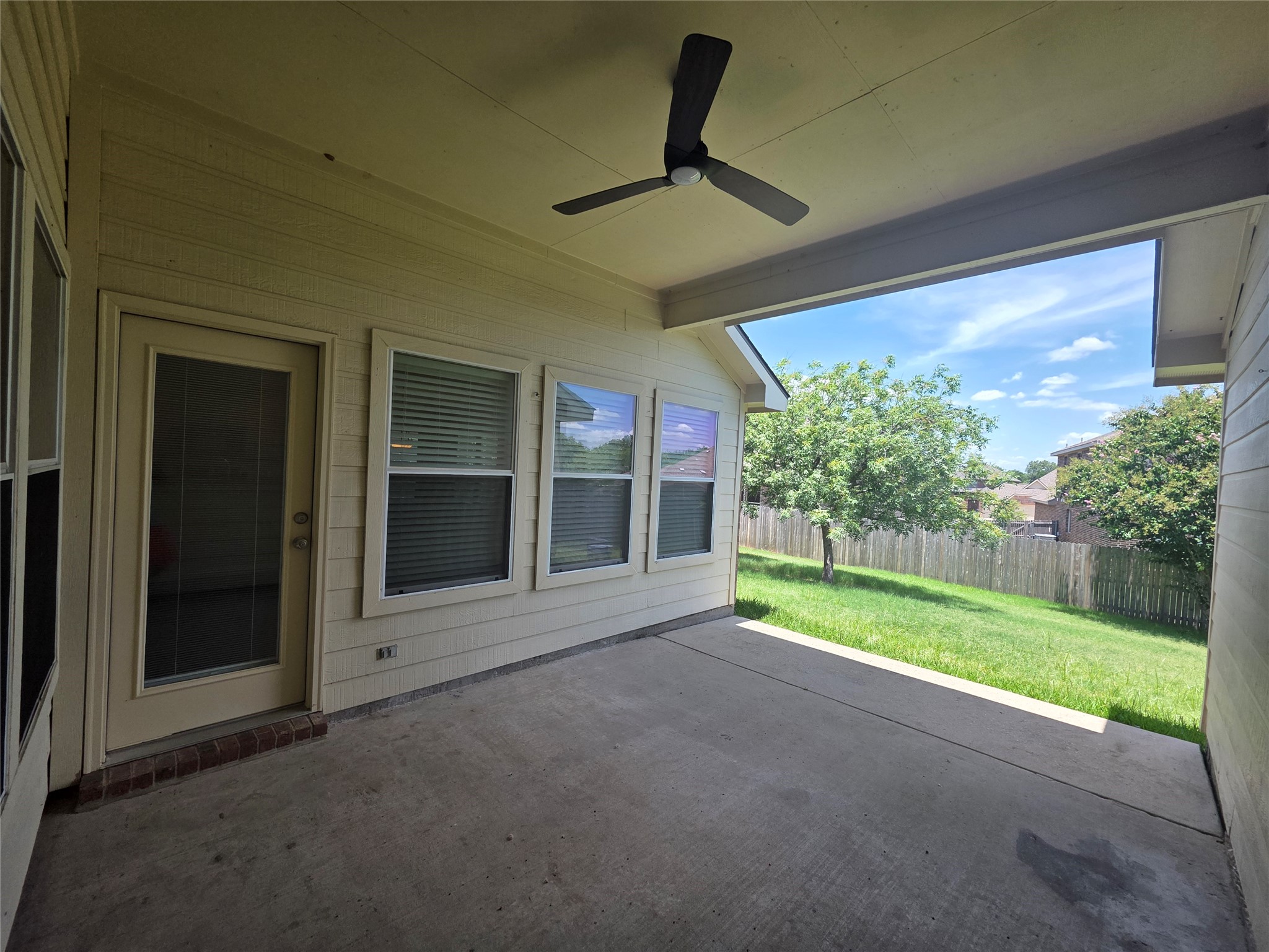 1327 Hill View Trail