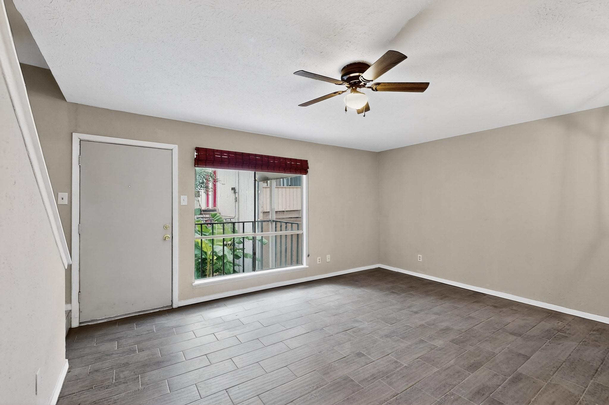 2627 Douglas Avenue 130