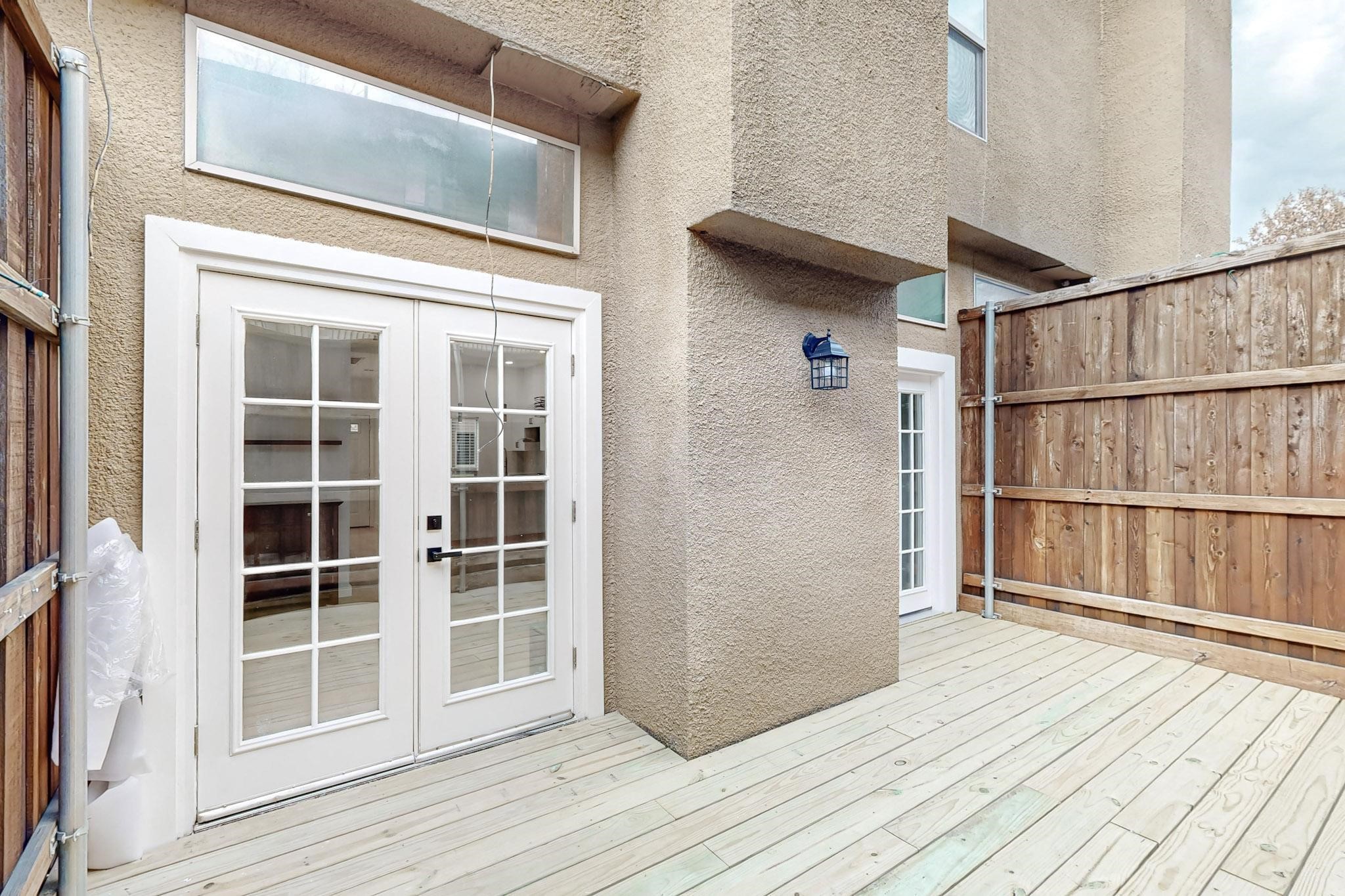 4015 Holland Avenue 102