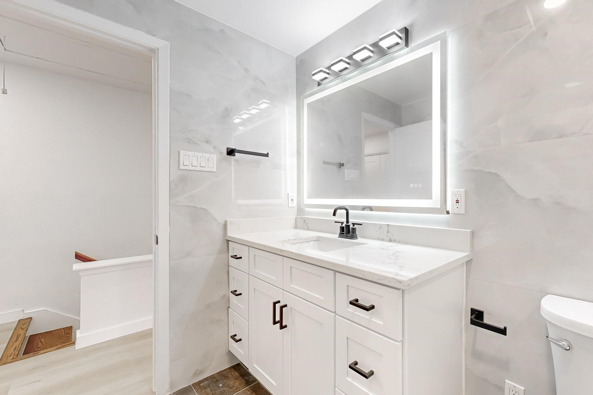 4015 Holland Avenue 102