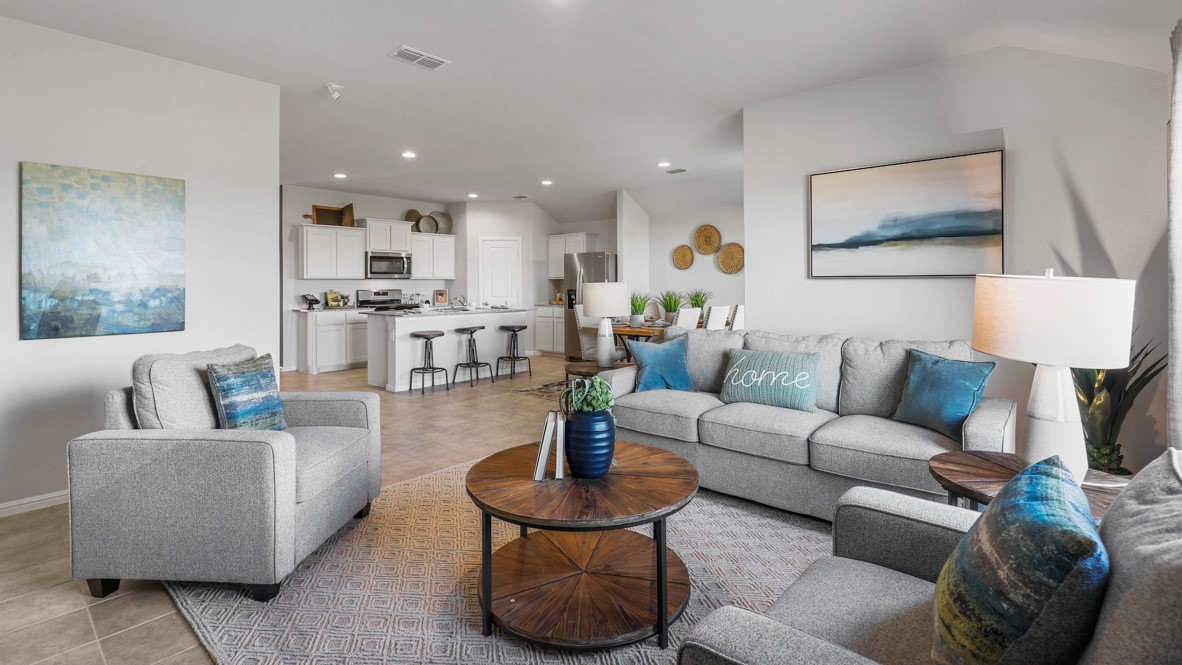 528 CRESTRIDGE Drive N