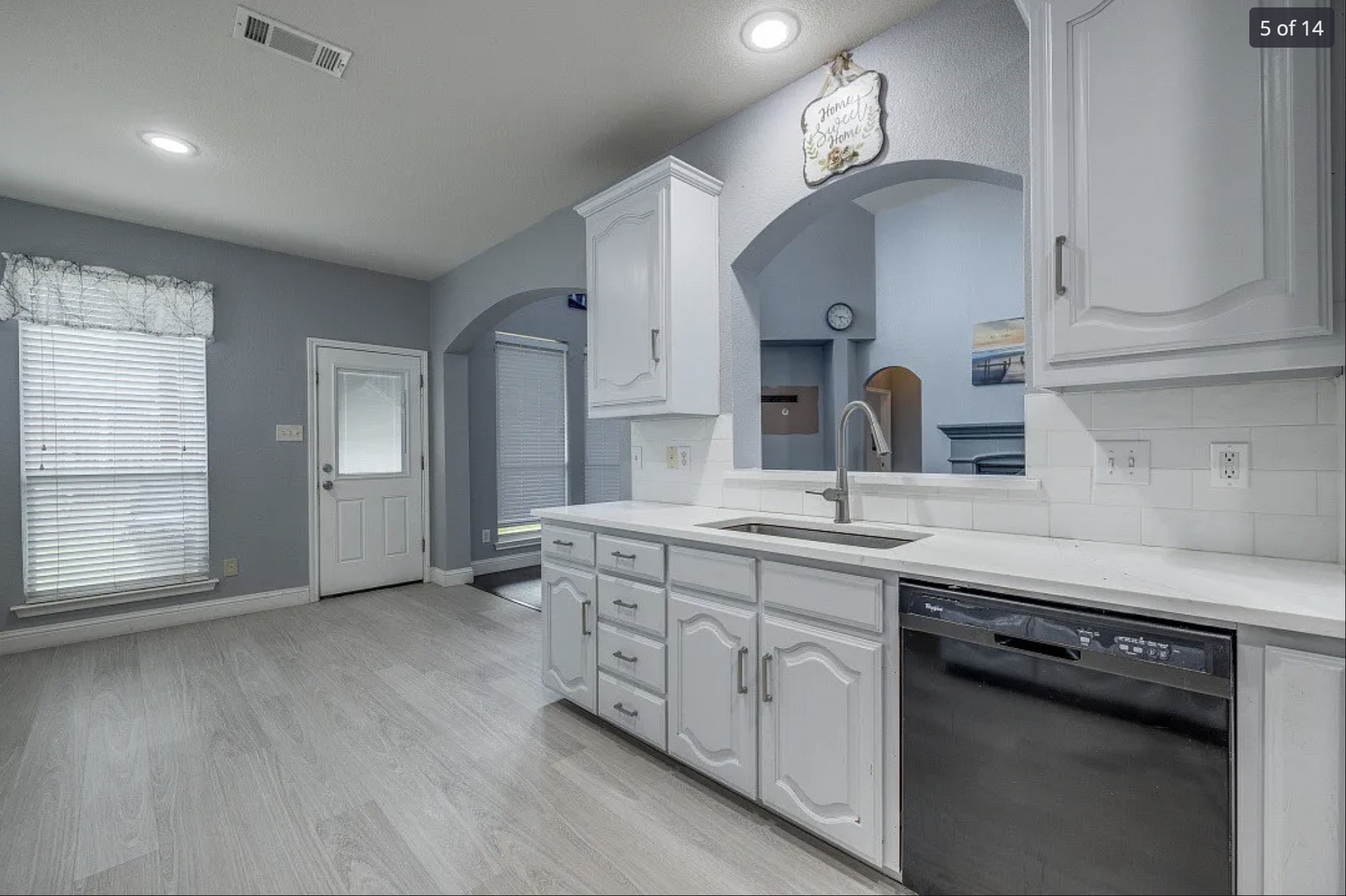 5824 Ivy Glen Drive