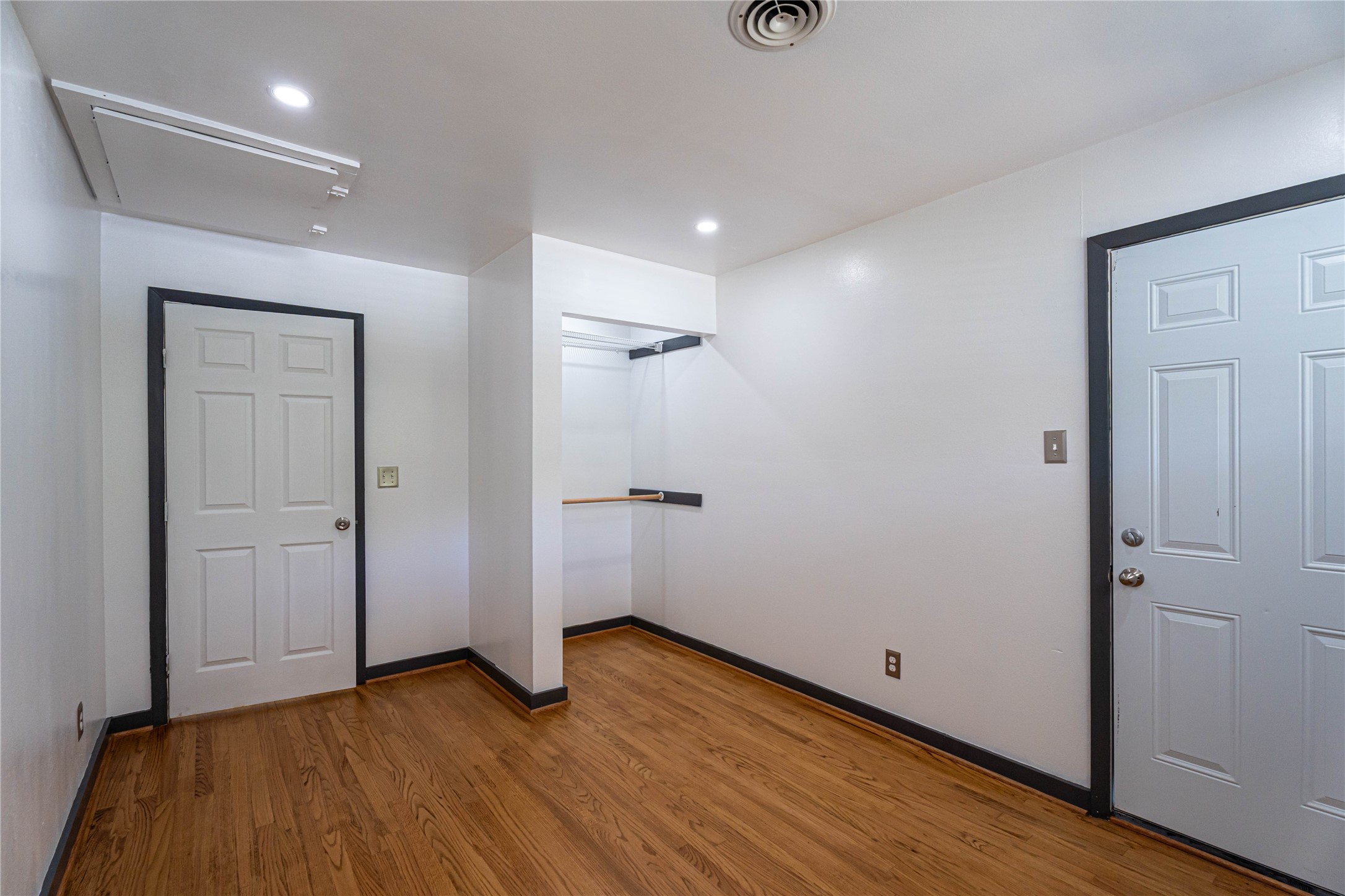 10231 Pinecrest Drive