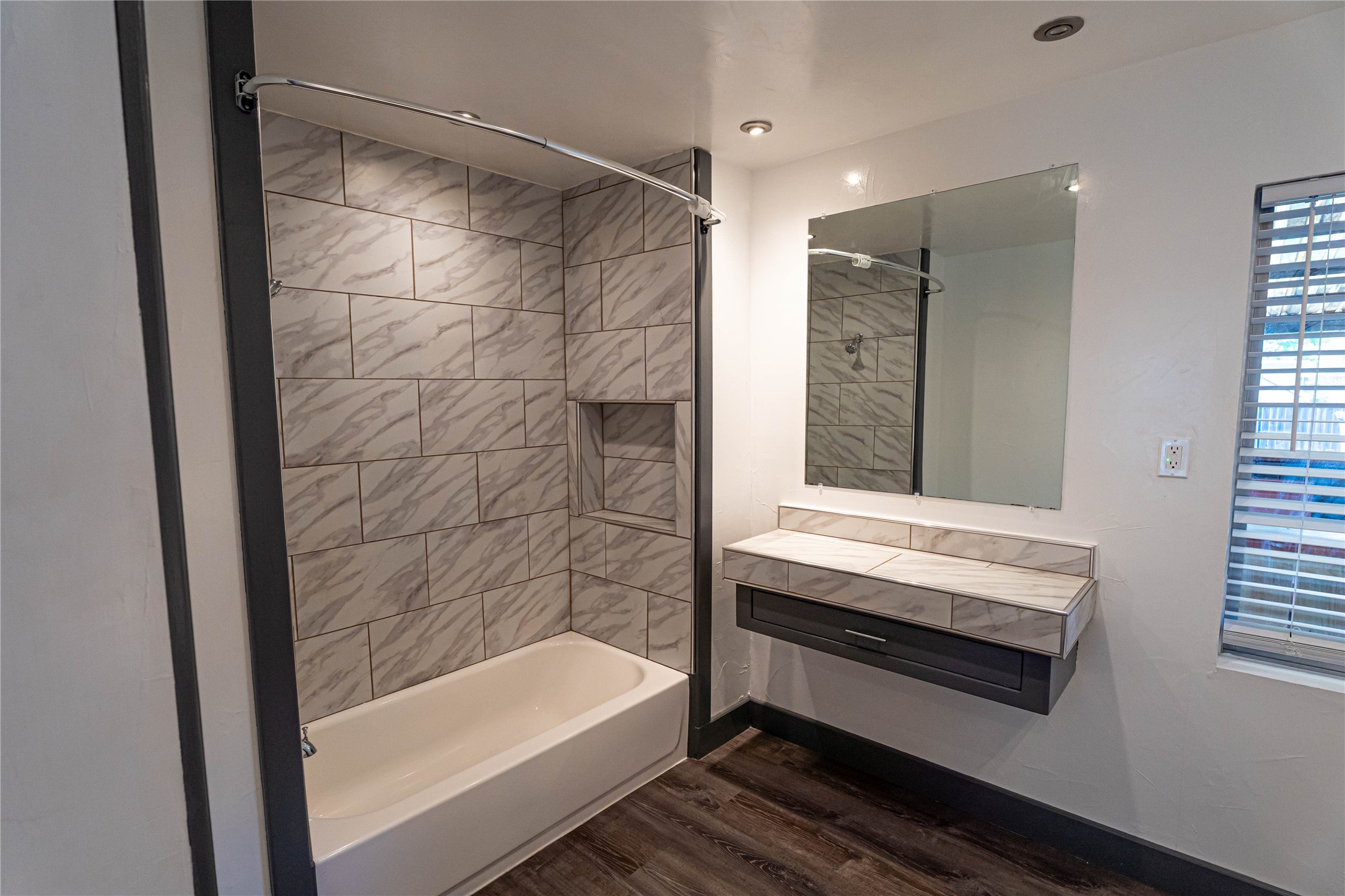 10231 Pinecrest Drive