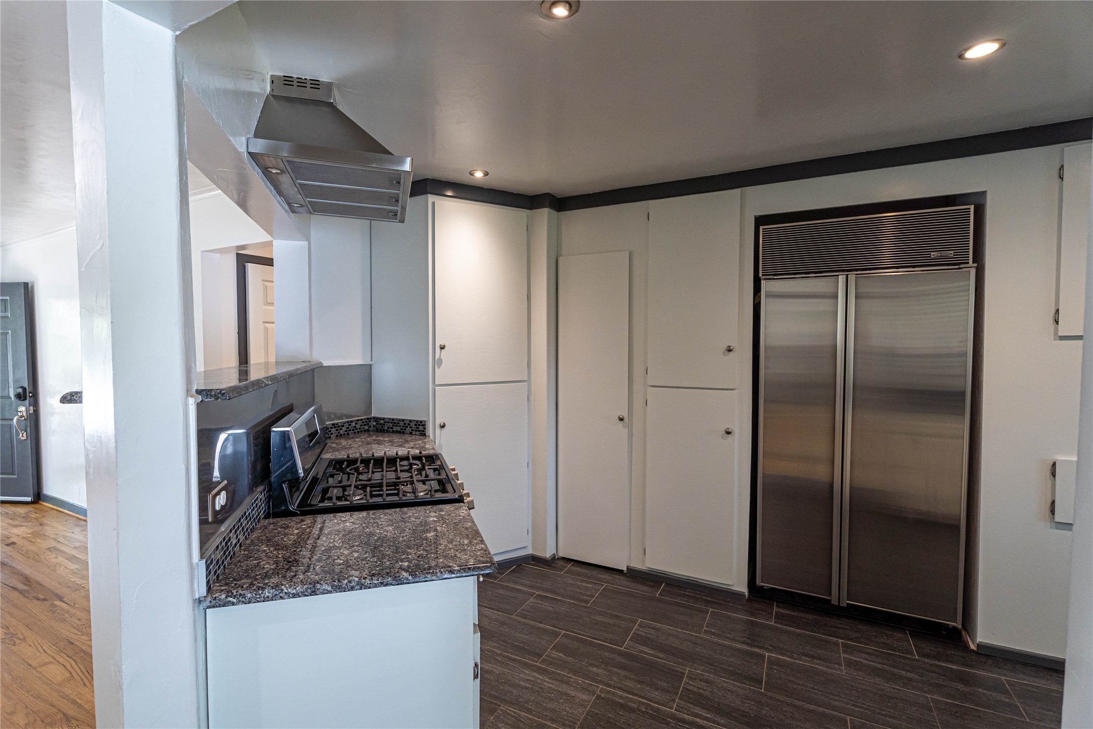 10231 Pinecrest Drive