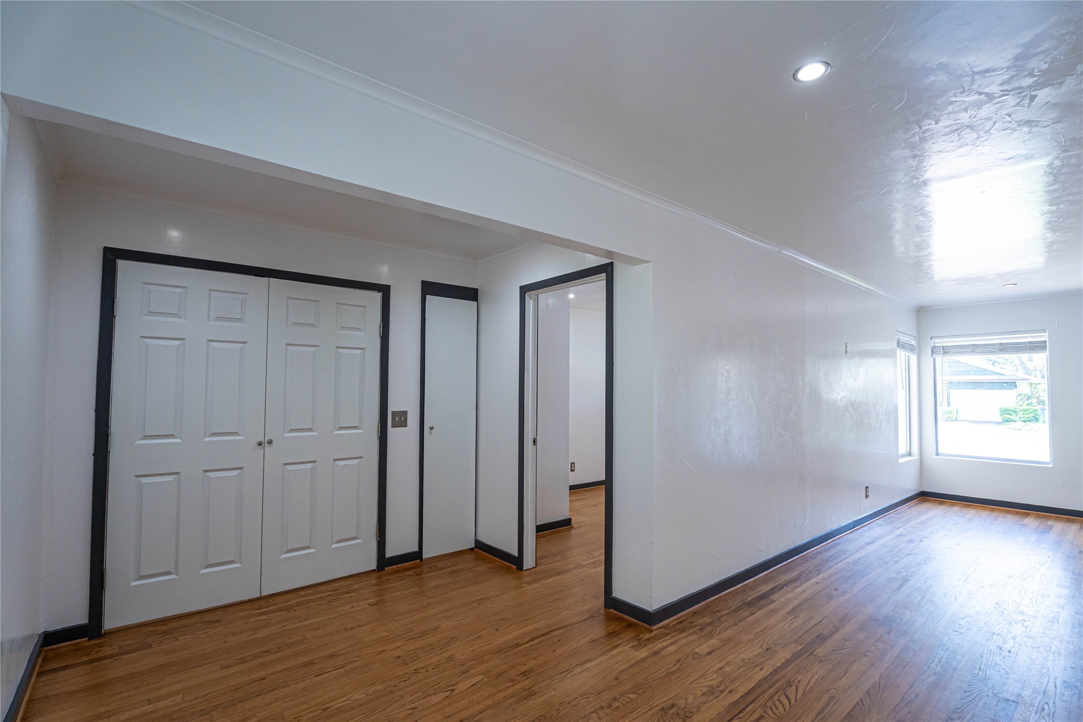 10231 Pinecrest Drive