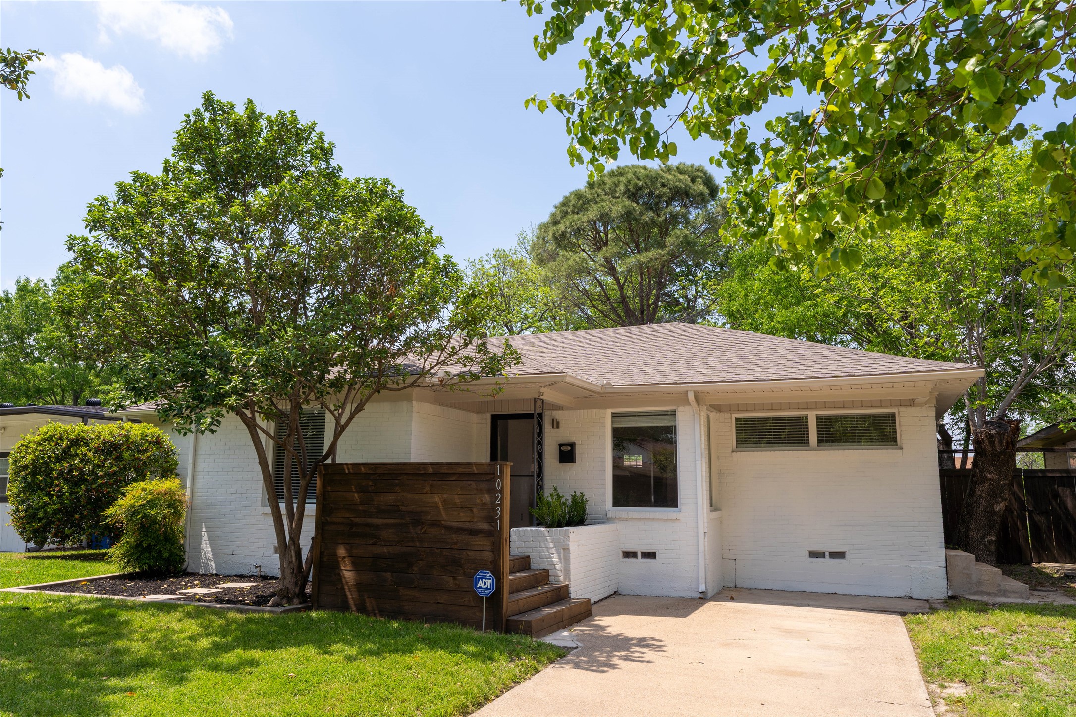 10231 Pinecrest Drive