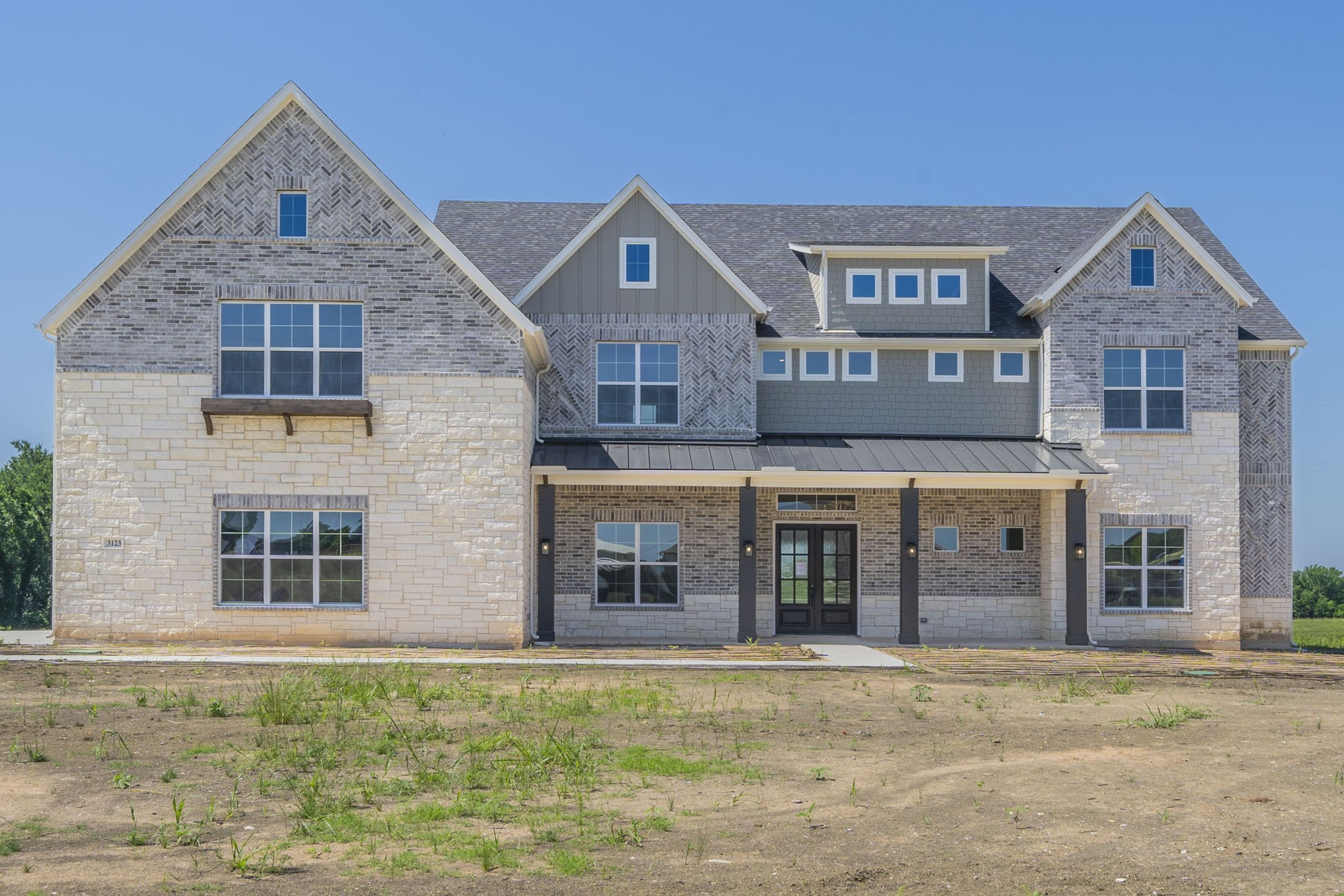 3123 President Row