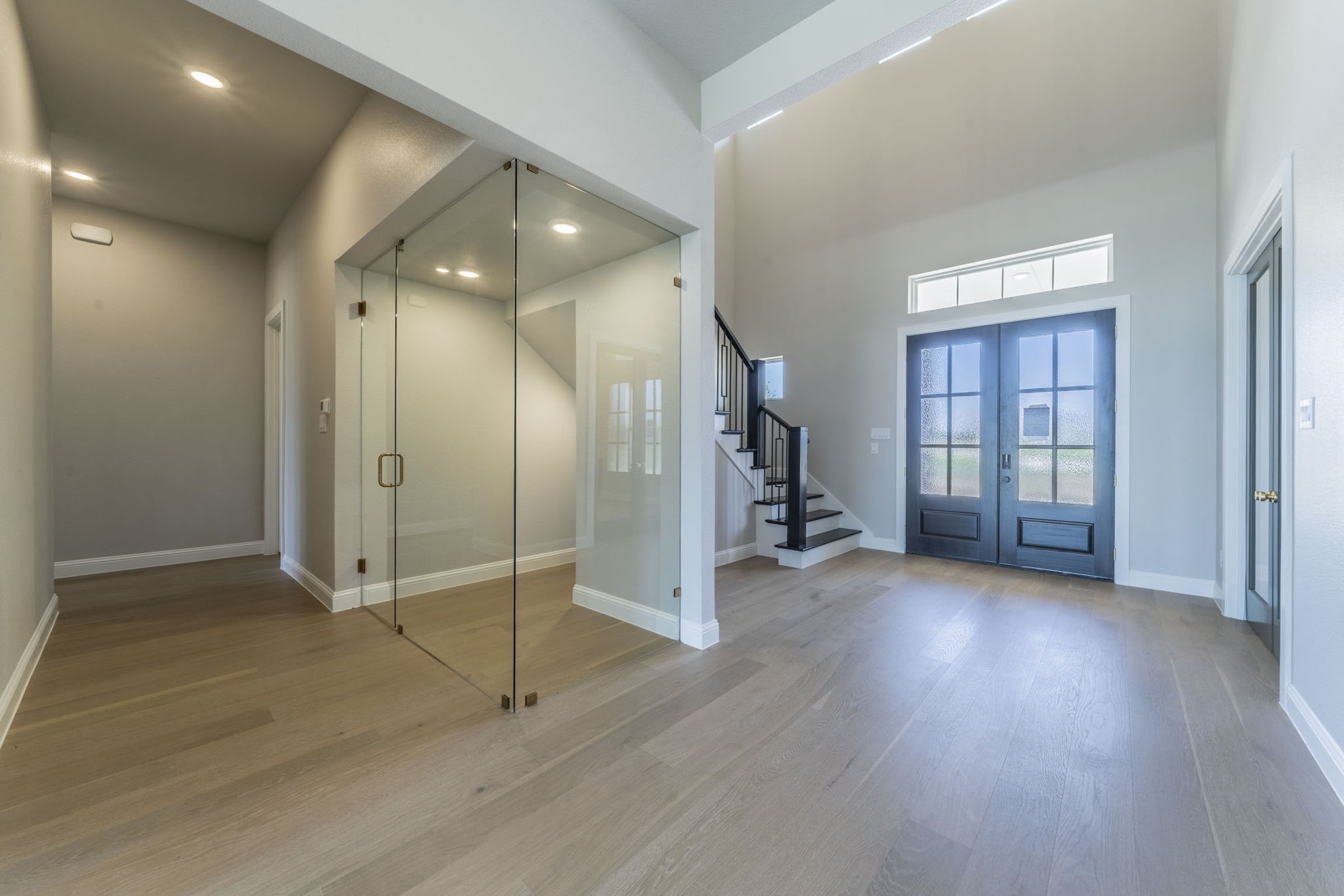3123 President Row