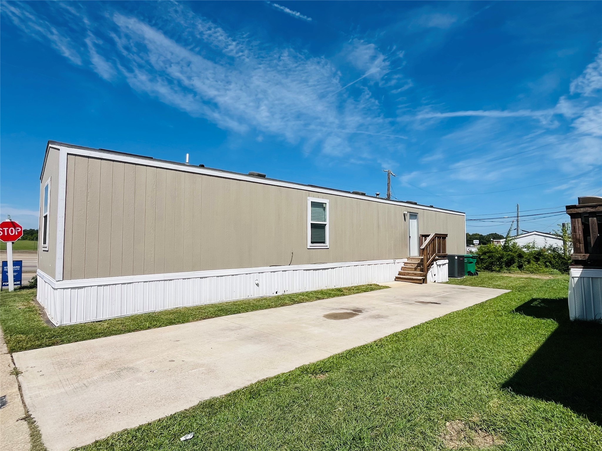 31 Oakdale