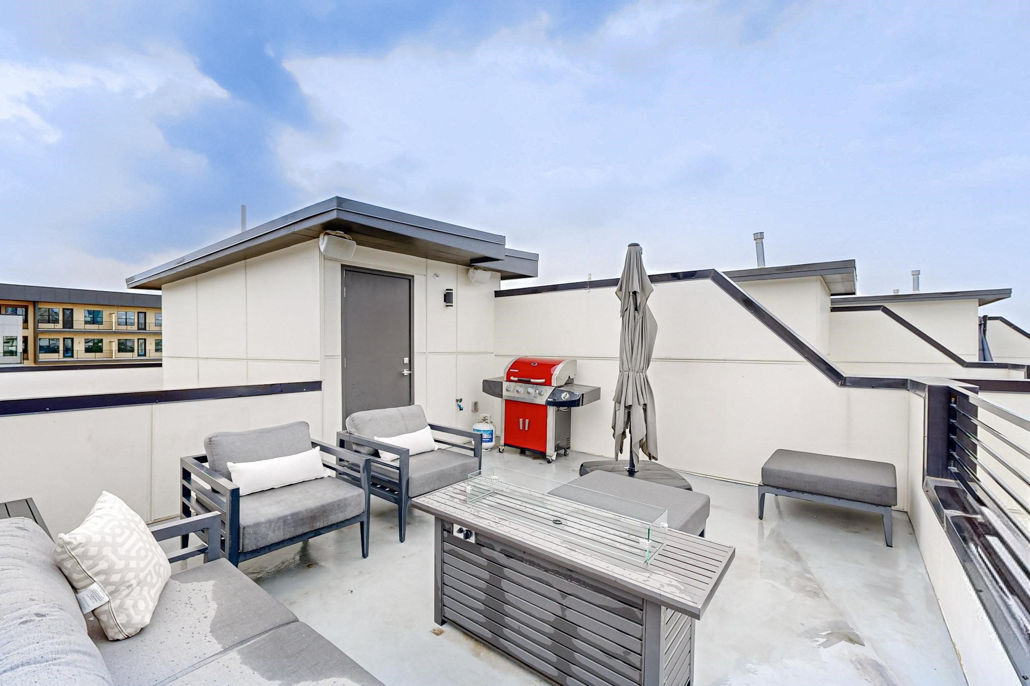 1813 Park Avenue 204