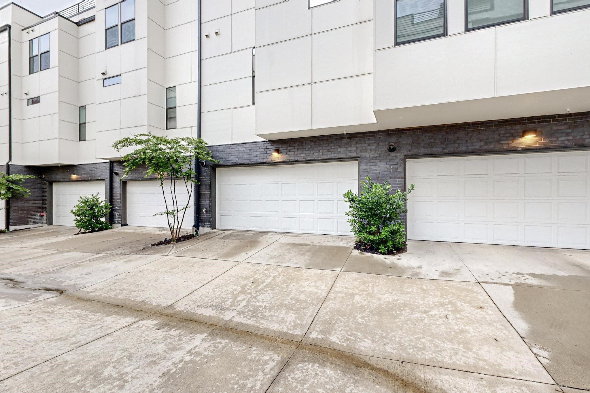 1813 Park Avenue 204