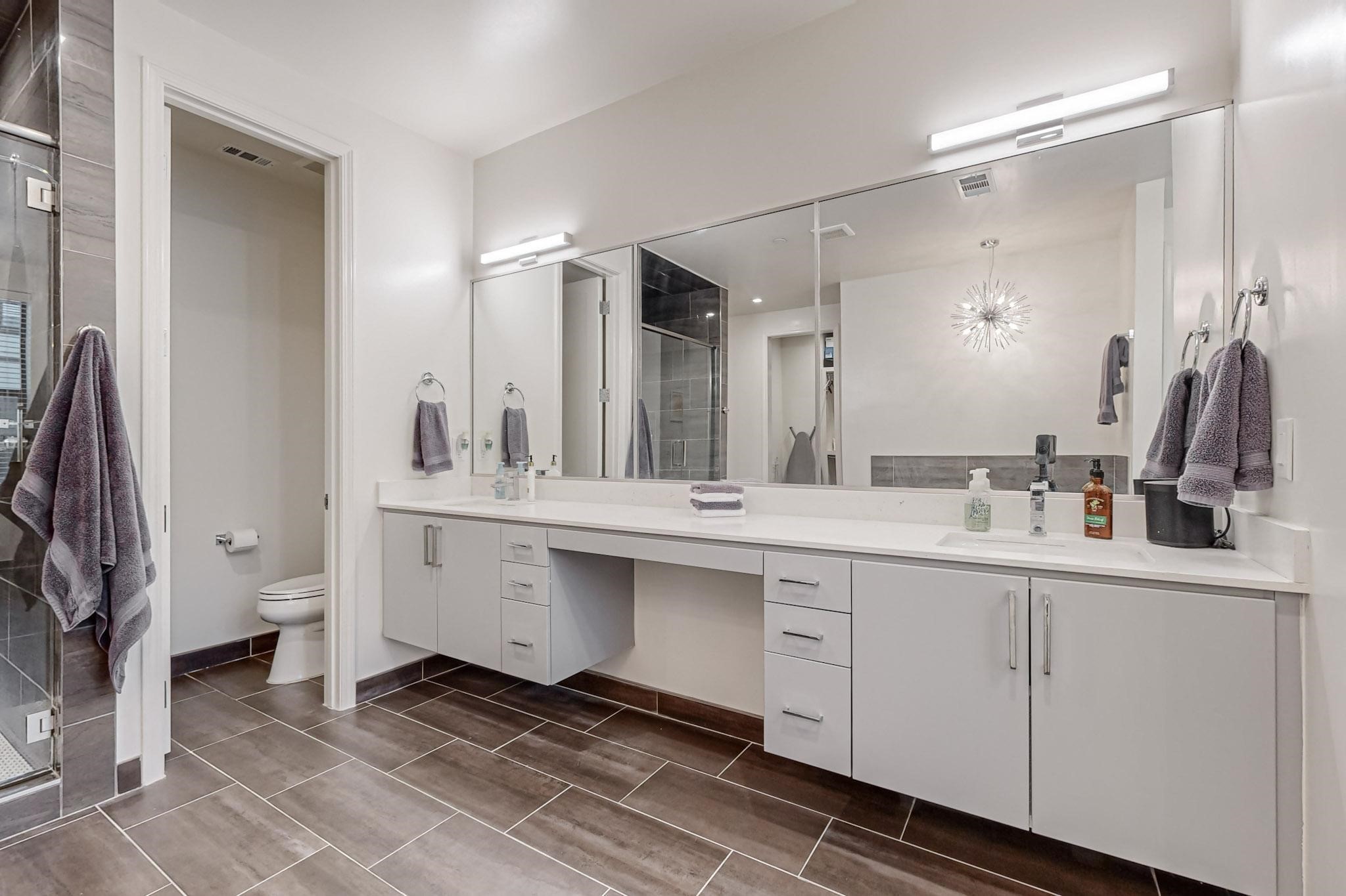 1813 Park Avenue 204