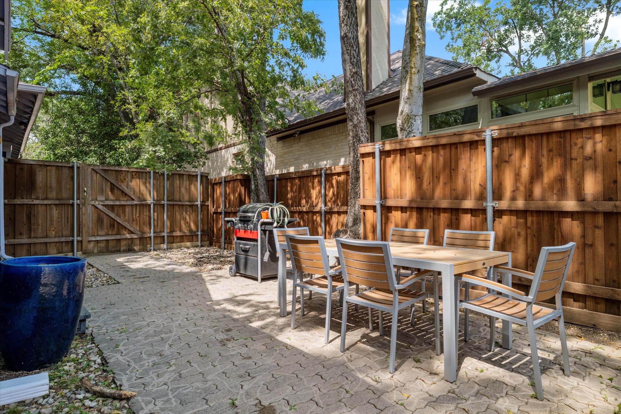 5444 Richard Avenue