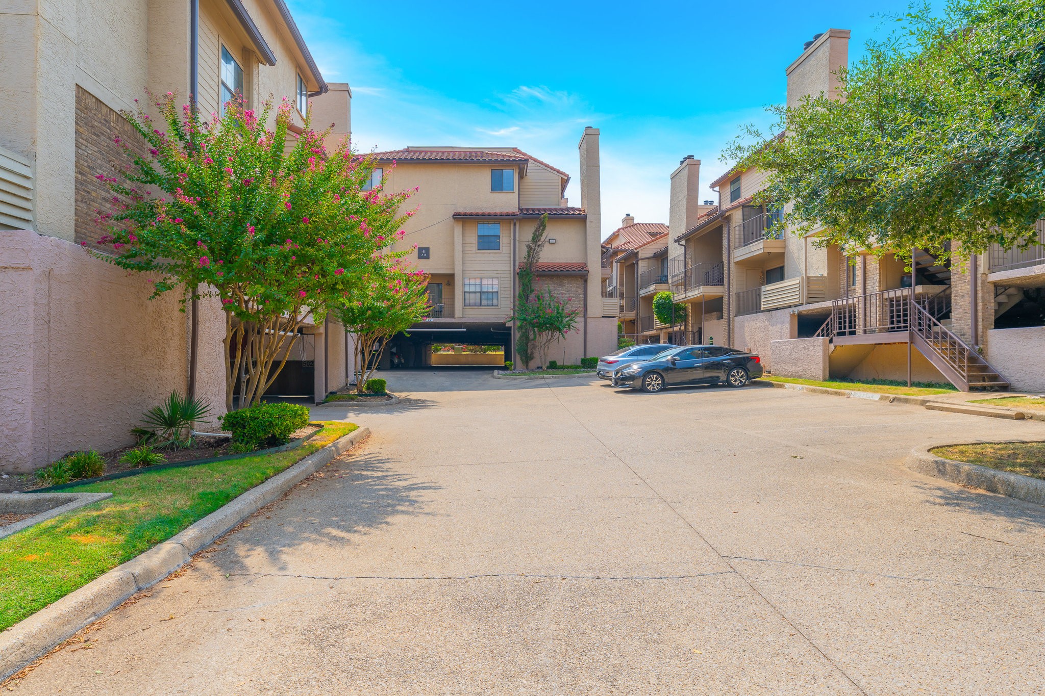 4777 Cedar Springs Road 6F