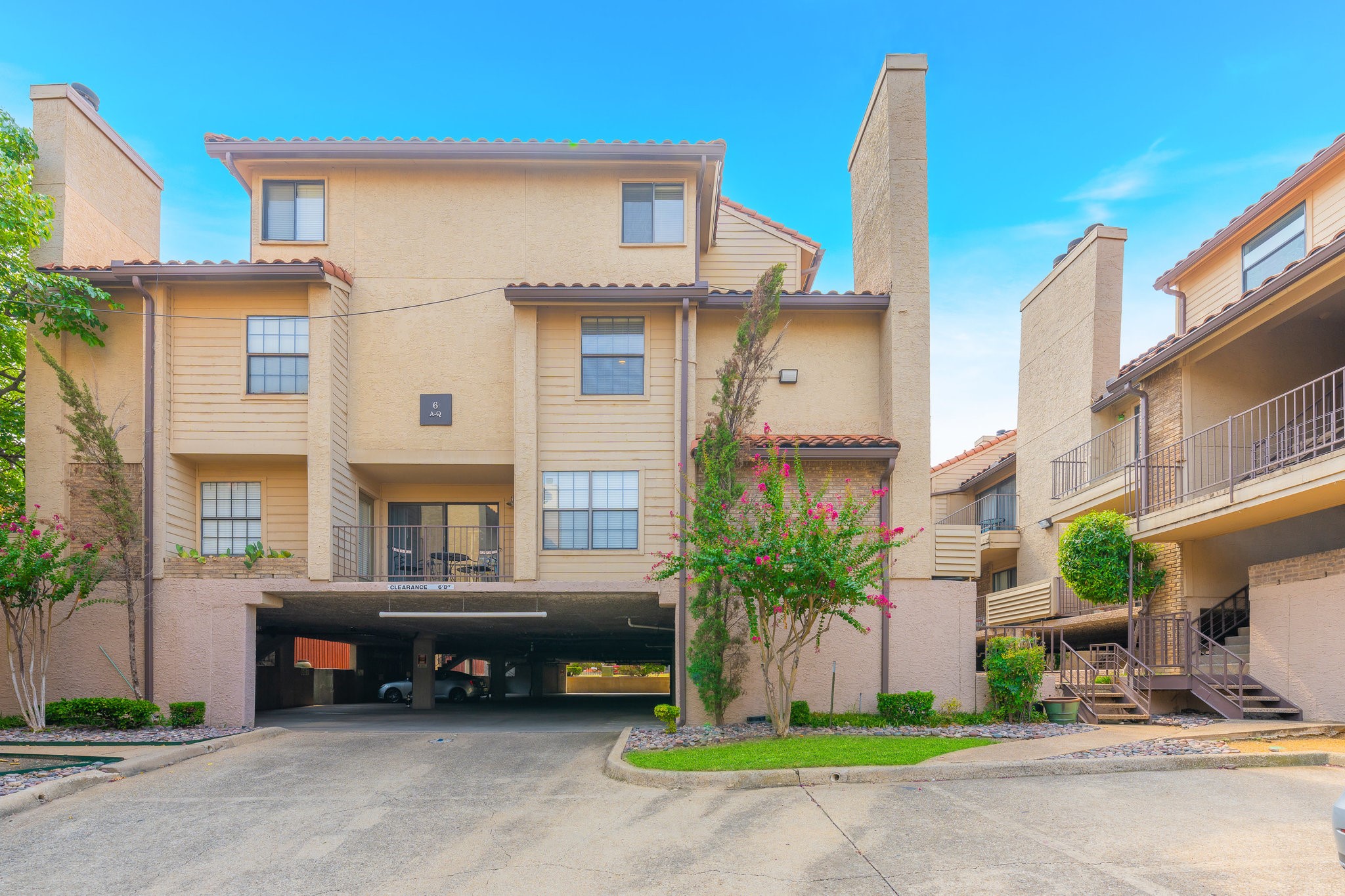 4777 Cedar Springs Road 6F