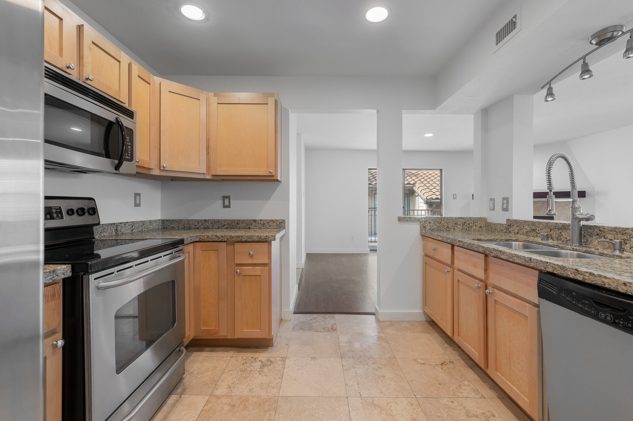4777 Cedar Springs Road 6F