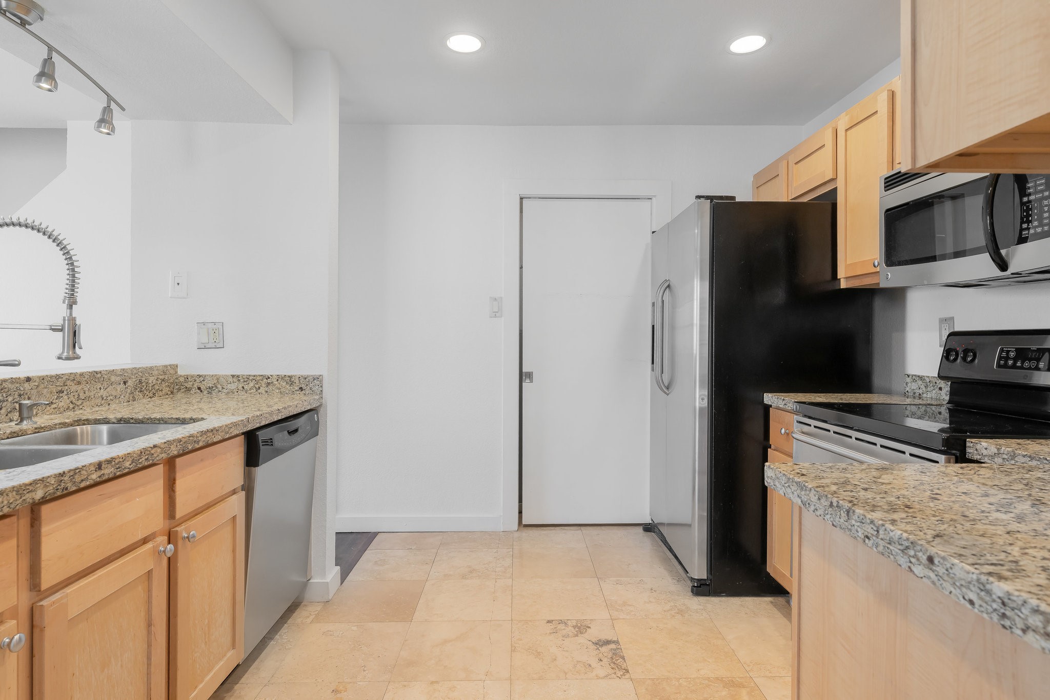 4777 Cedar Springs Road 6F