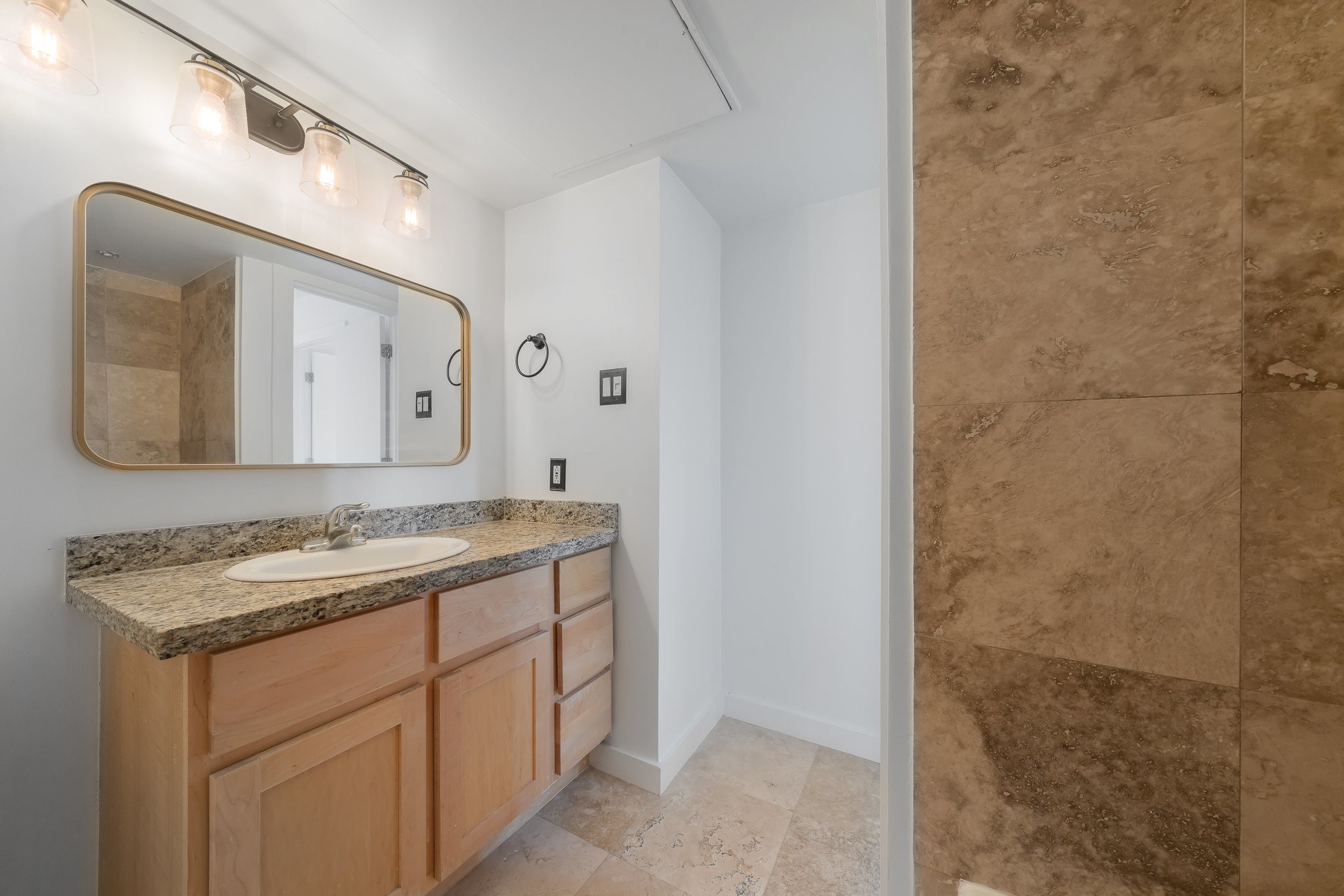 4777 Cedar Springs Road 6F
