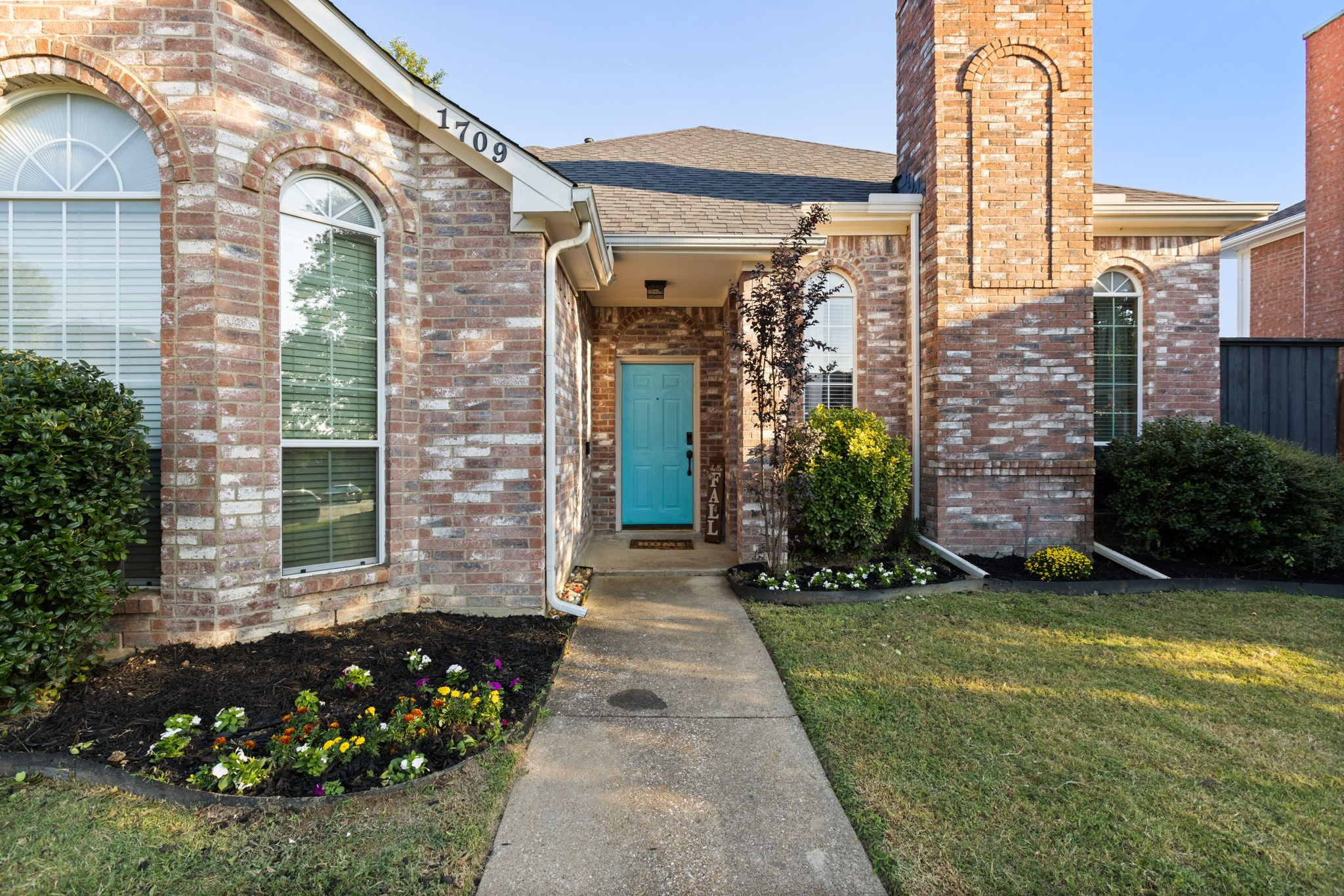 1709 Northampton Drive