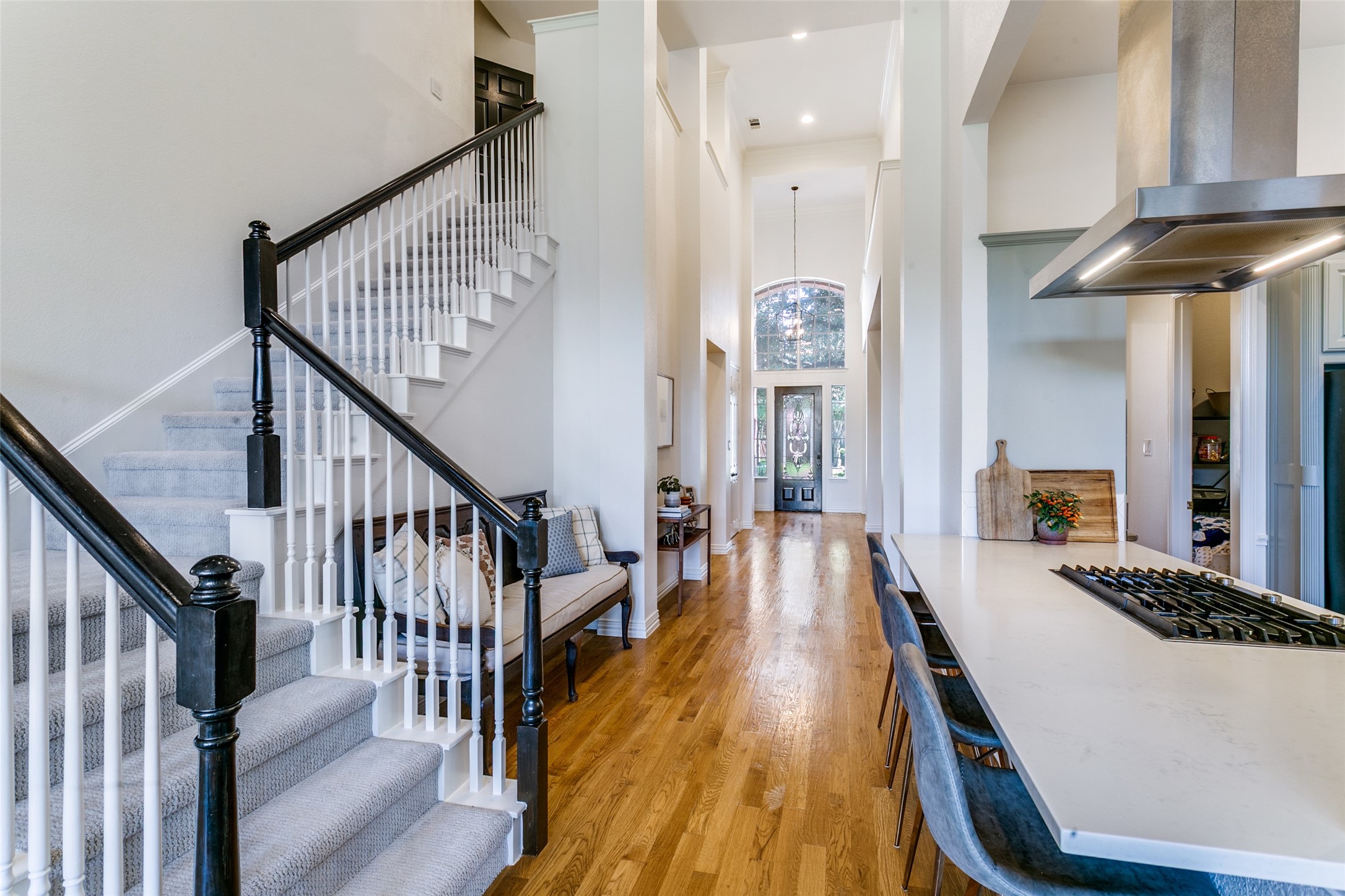 2209 Bayou Court