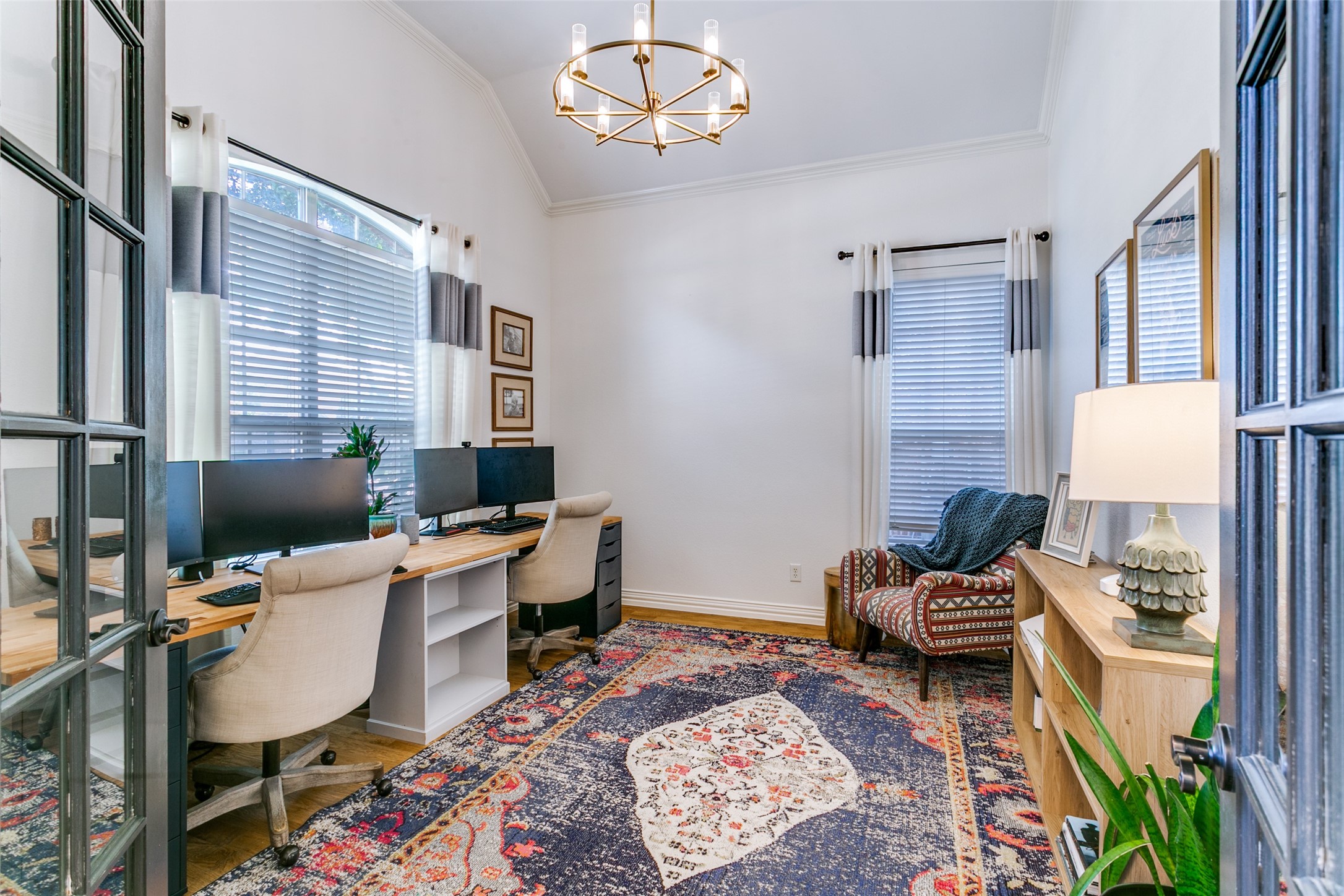 2209 Bayou Court