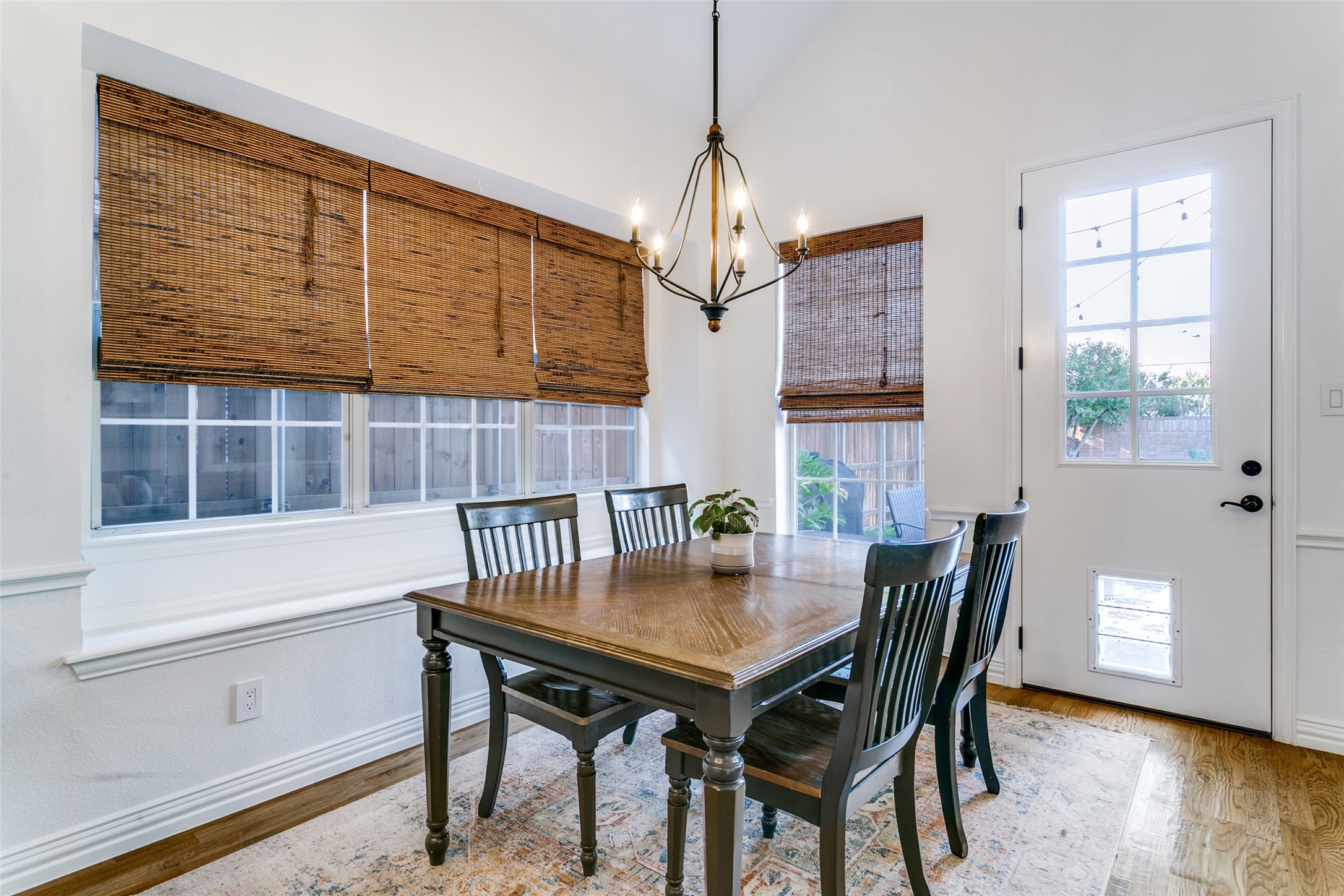 2209 Bayou Court