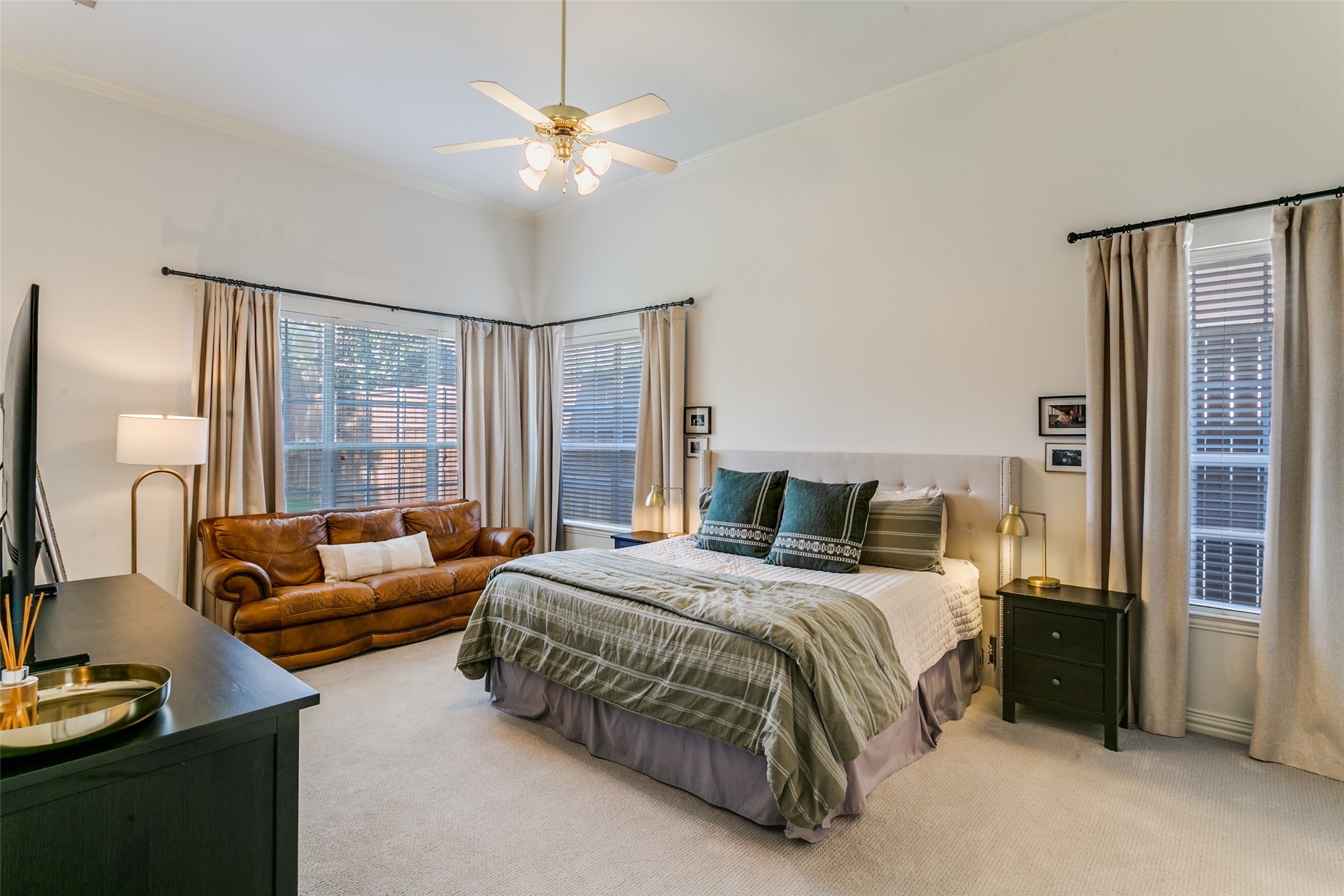 2209 Bayou Court