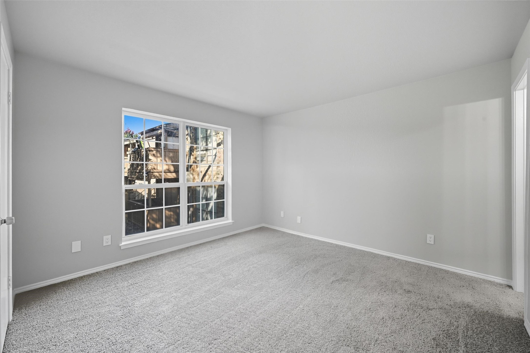 8110 Skillman Street 1027