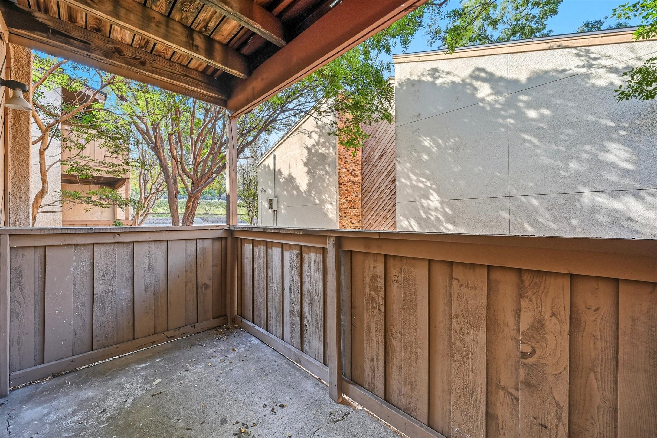 8110 Skillman Street 1027