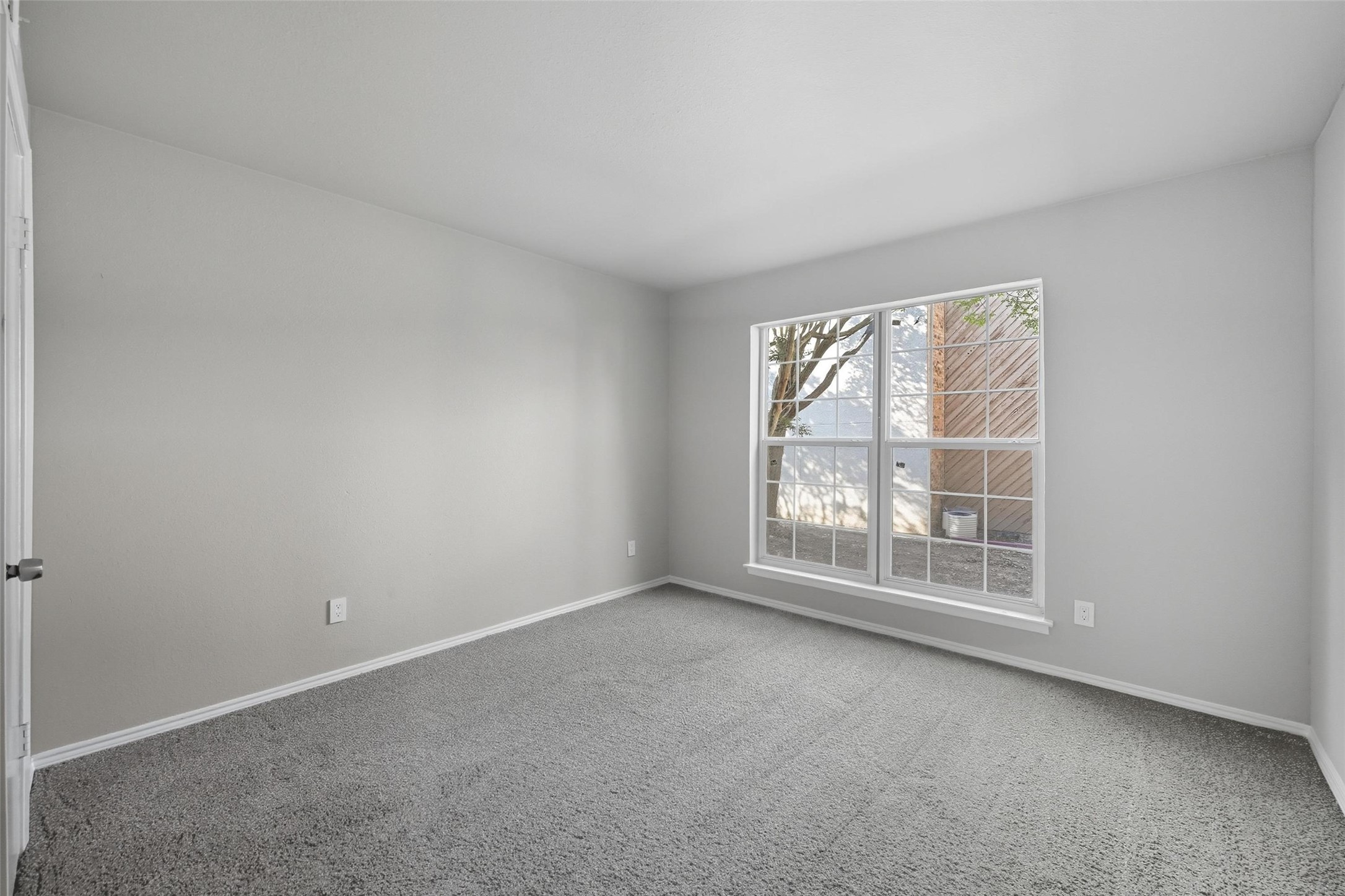 8110 Skillman Street 1027