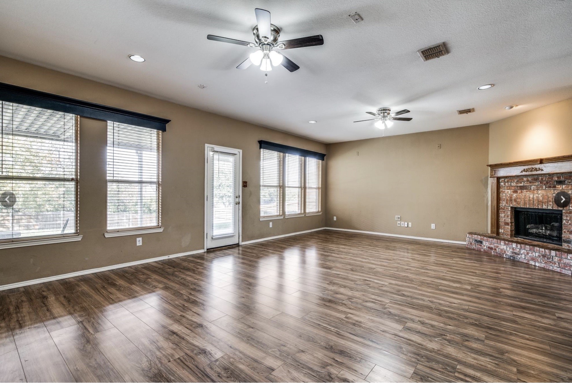 1073 Arbor View Place