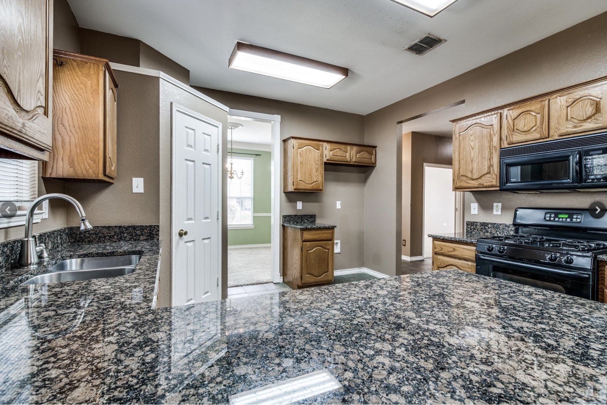 1073 Arbor View Place