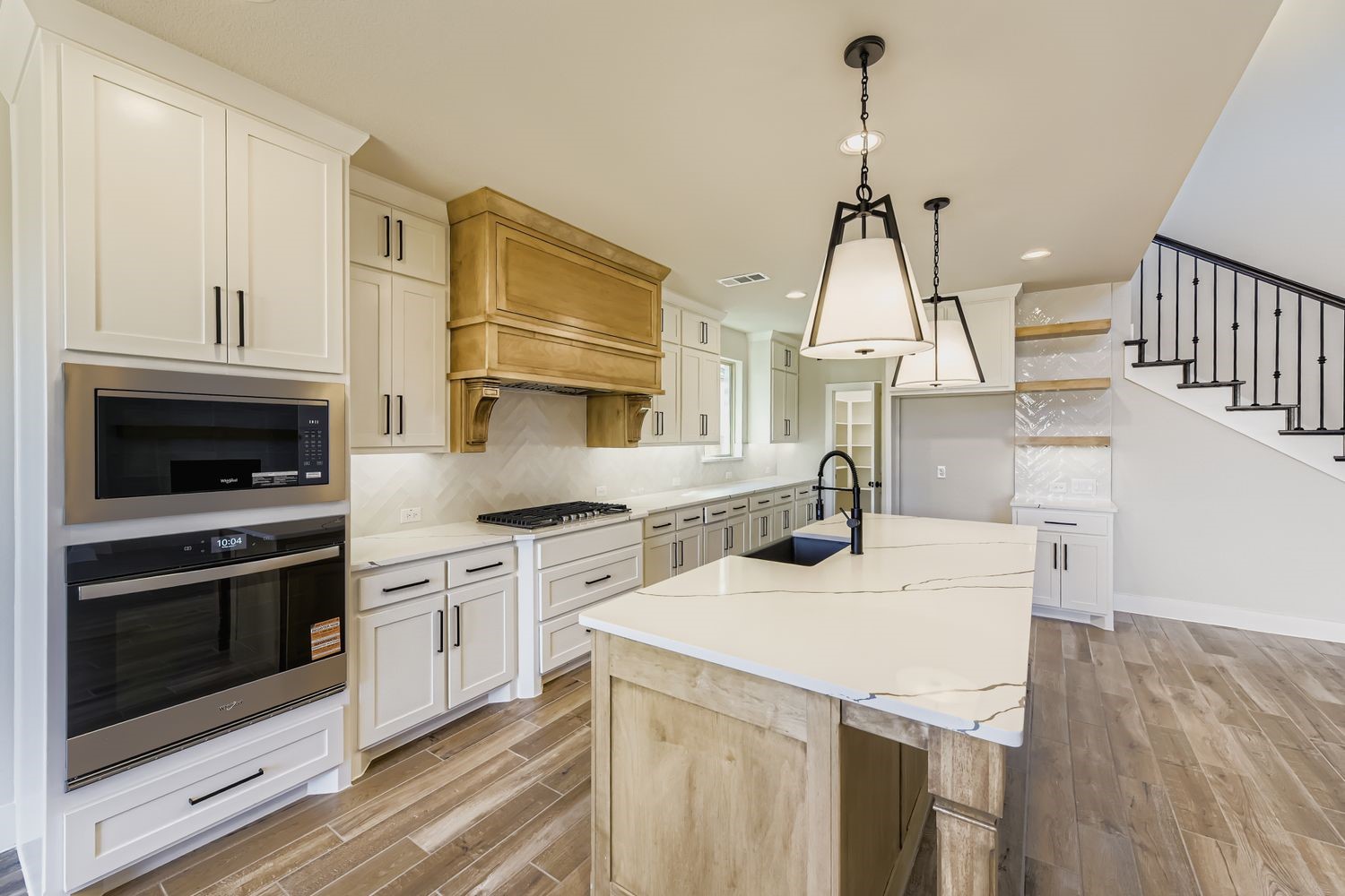 1612 Gimlet Lane