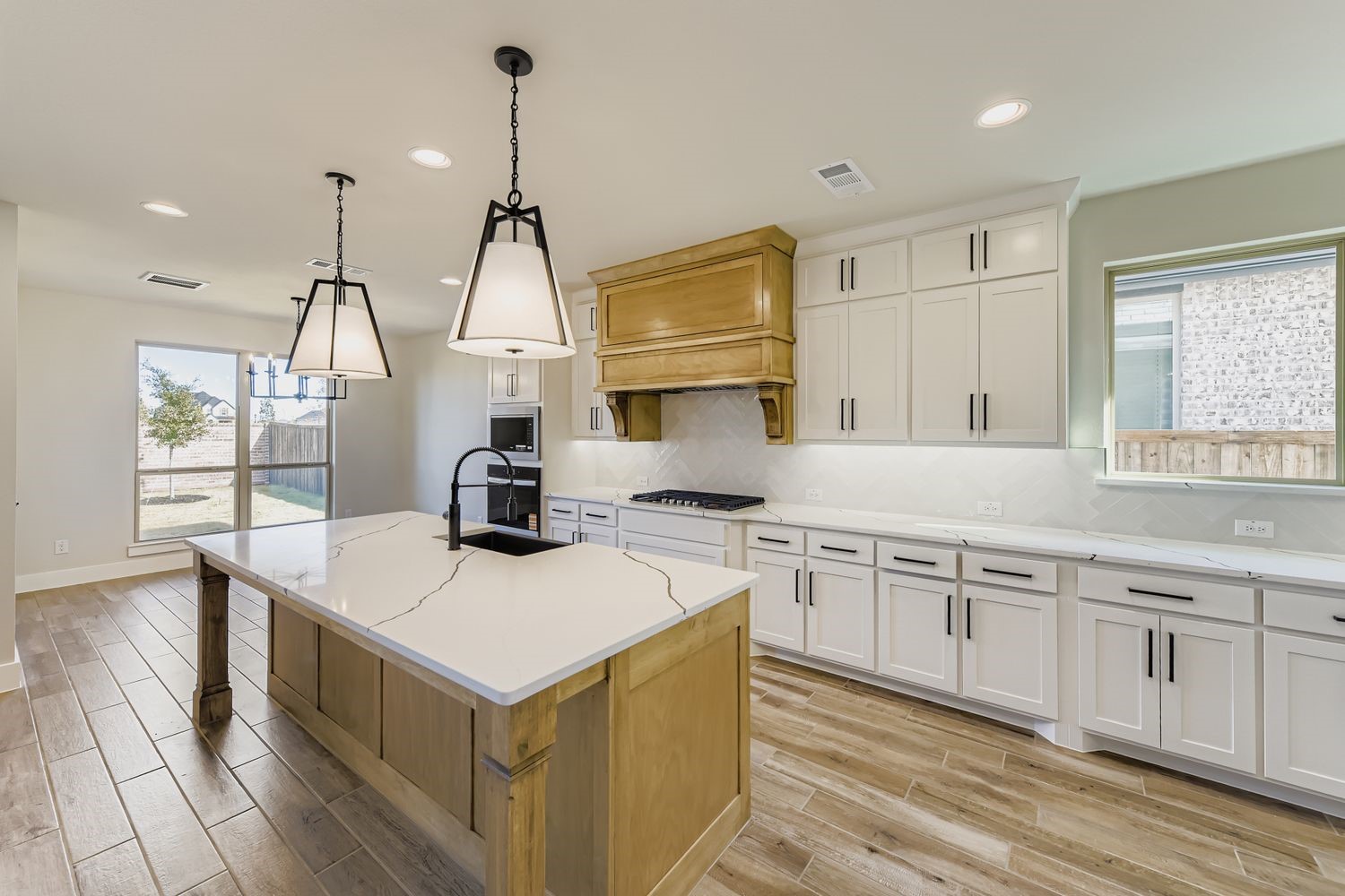 1612 Gimlet Lane
